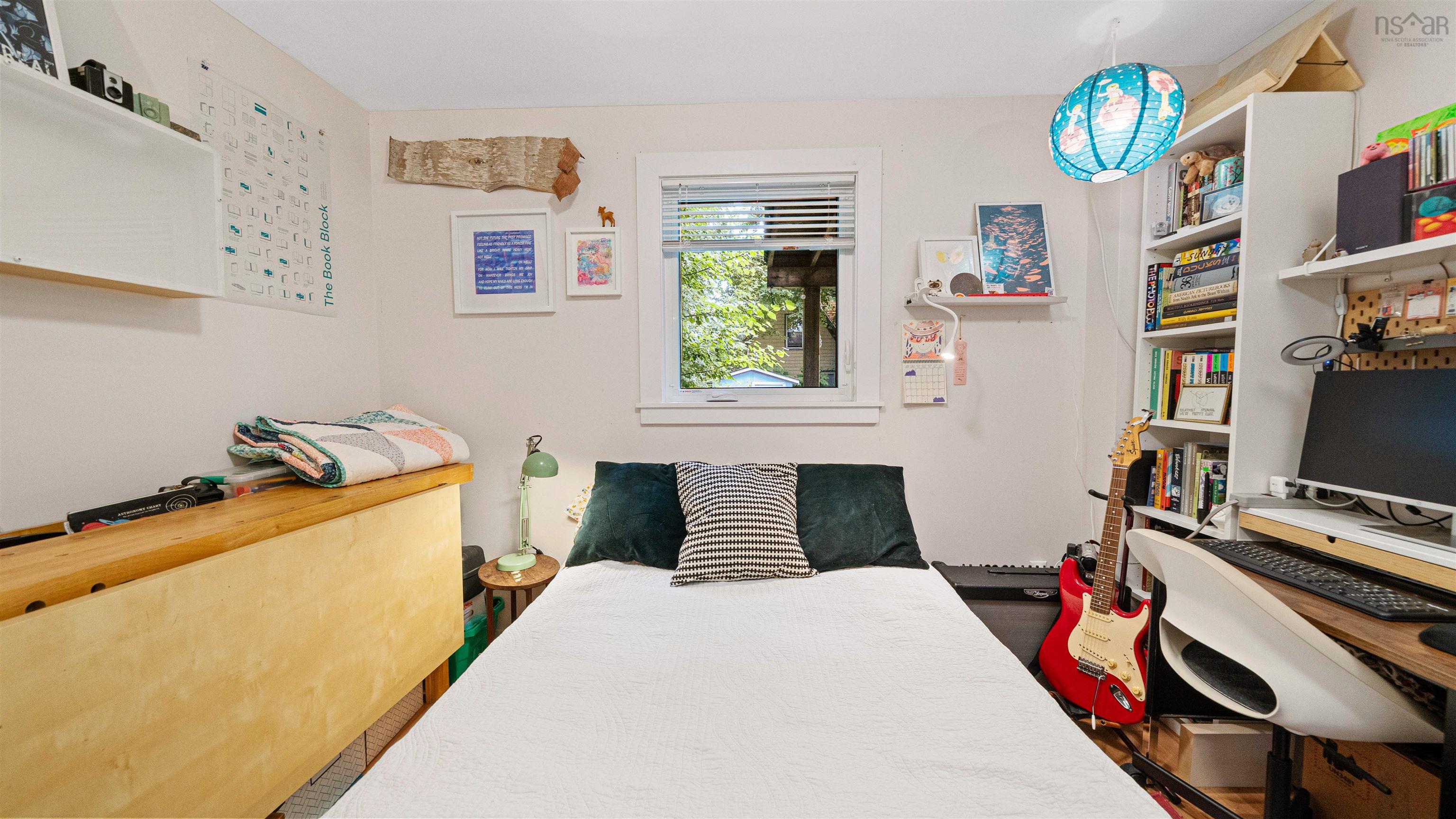 $399,900.00: 27 Brookside Avenue, Dartmouth