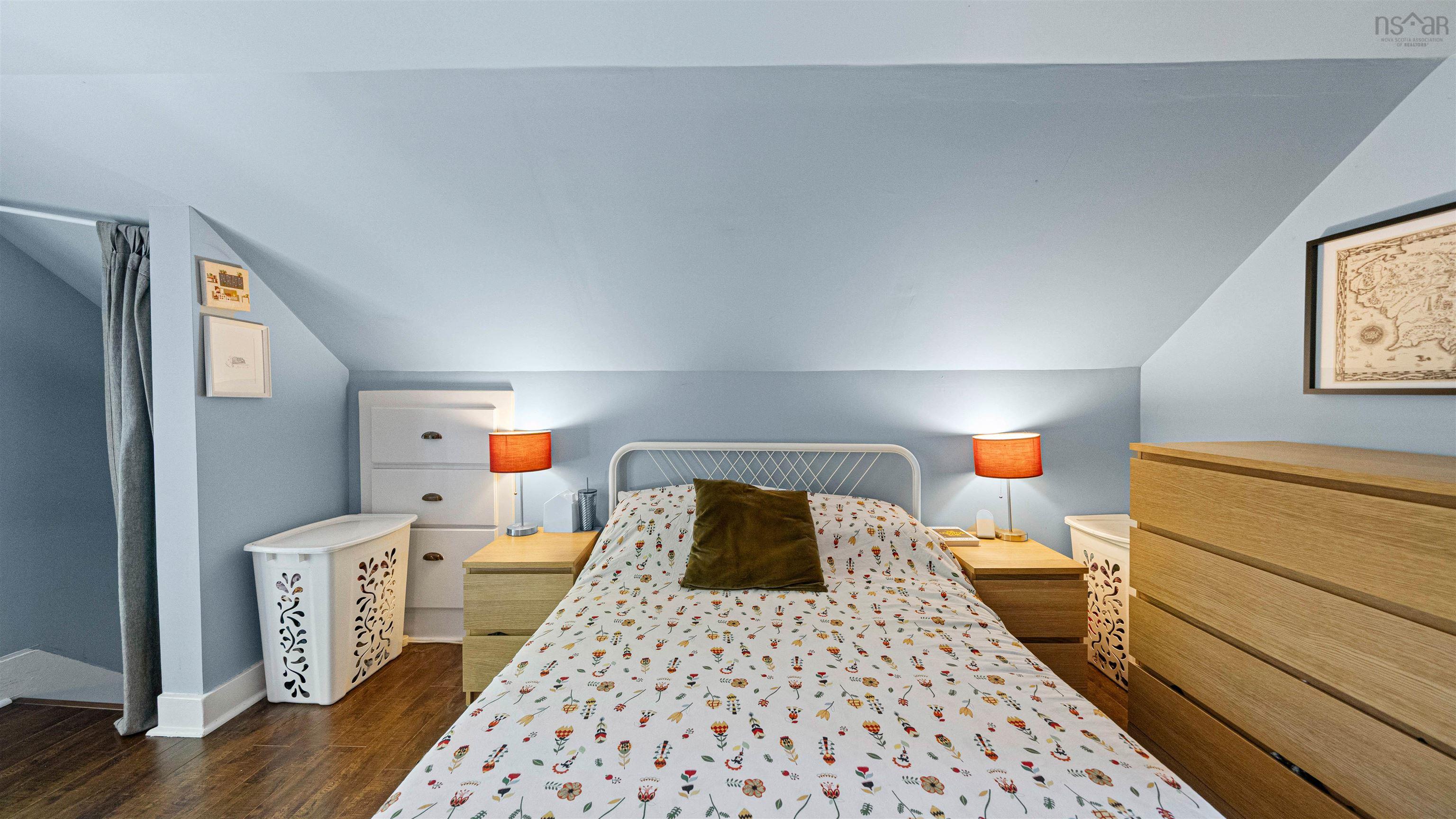 $399,900.00: 27 Brookside Avenue, Dartmouth