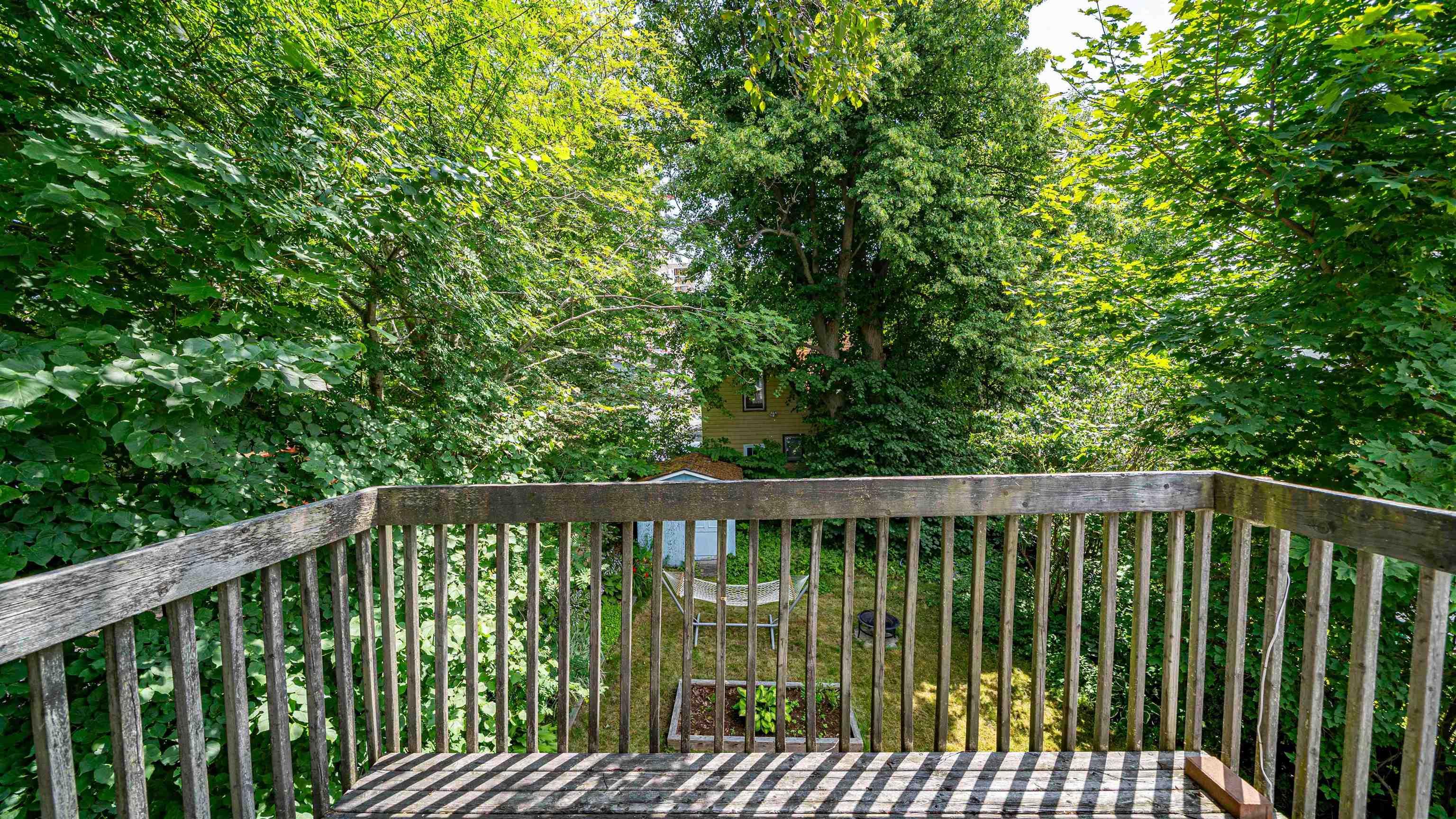 $399,900.00: 27 Brookside Avenue, Dartmouth