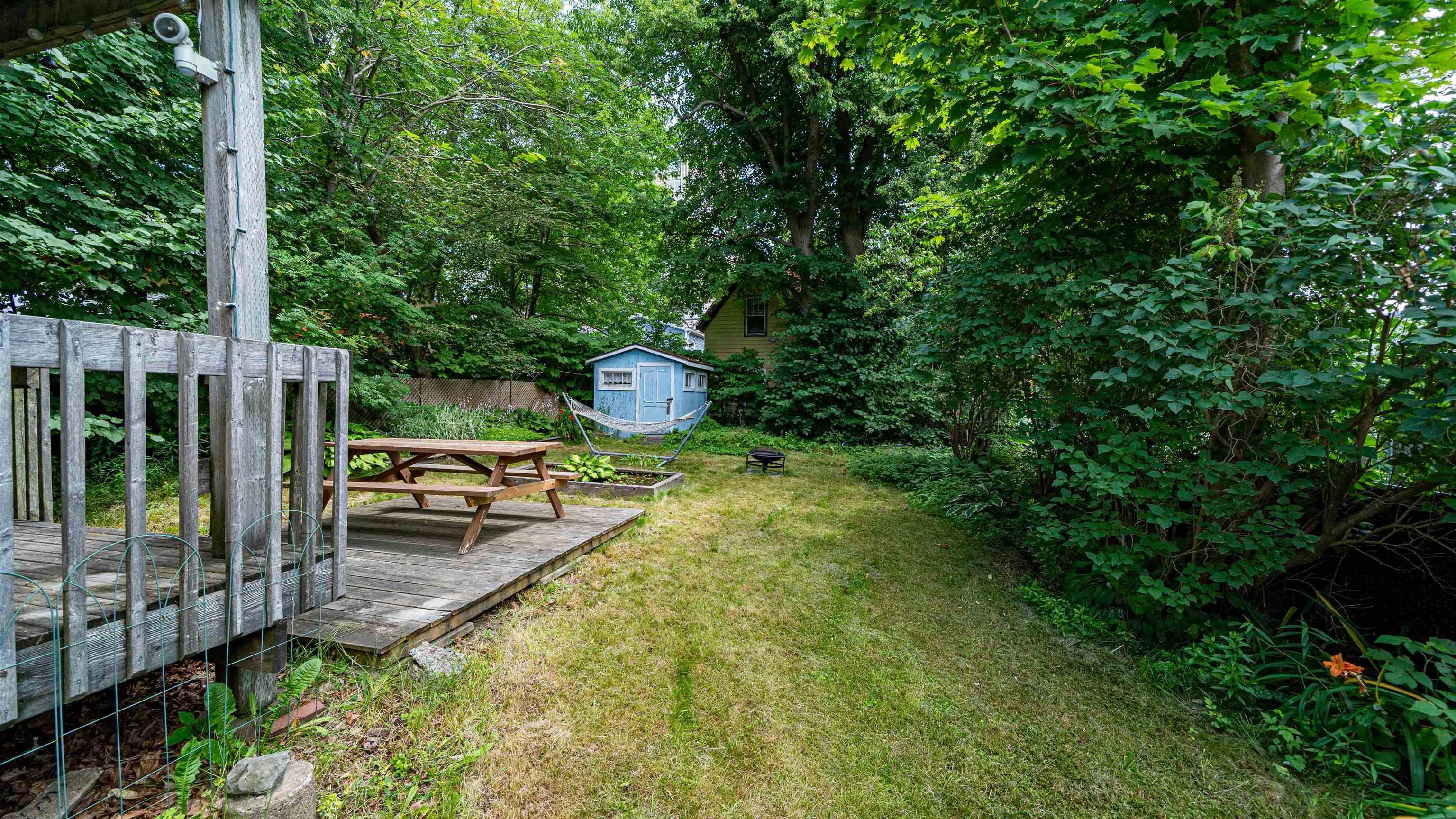 $399,900.00: 27 Brookside Avenue, Dartmouth