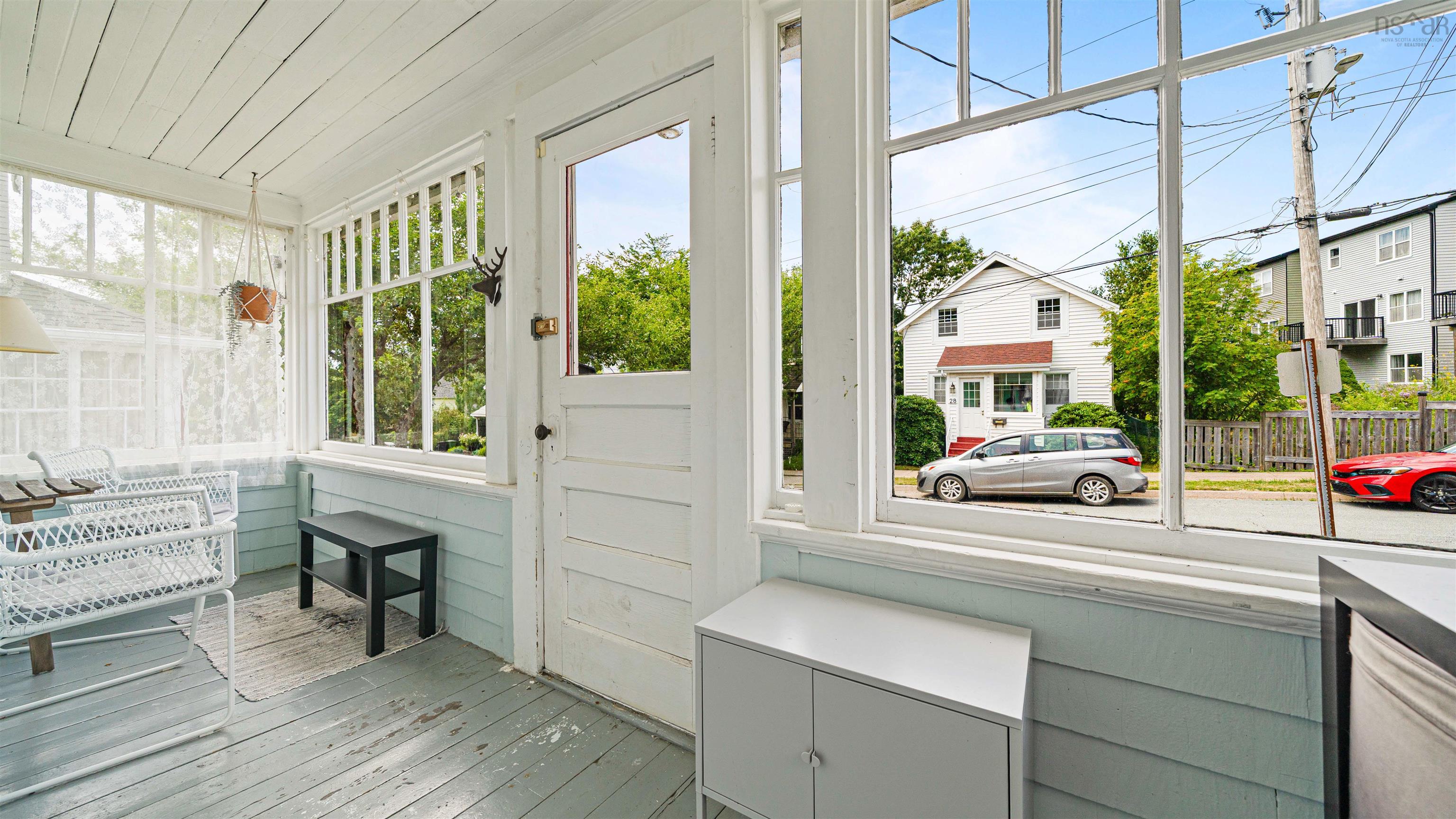 $399,900.00: 27 Brookside Avenue, Dartmouth