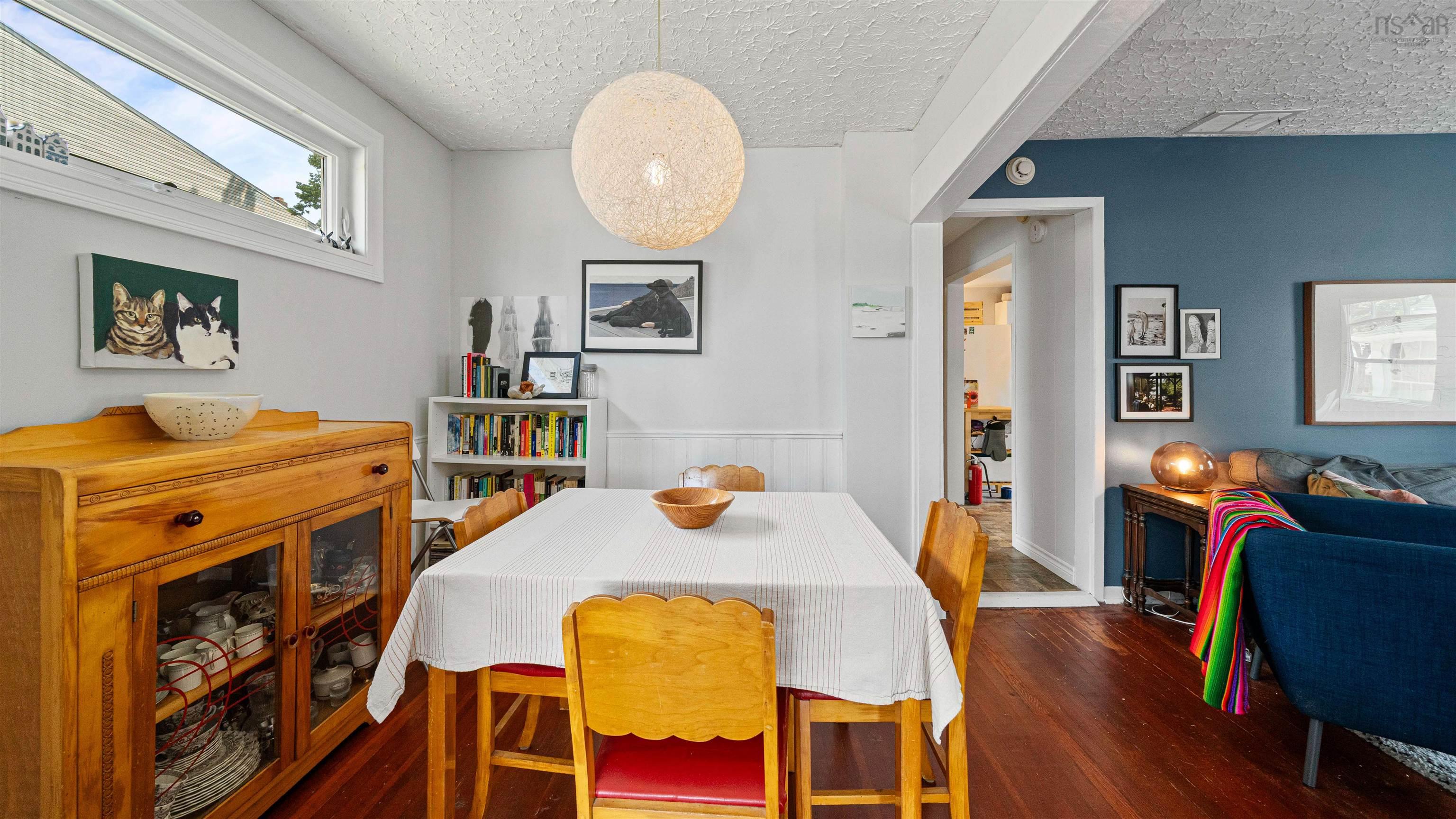 $399,900.00: 27 Brookside Avenue, Dartmouth