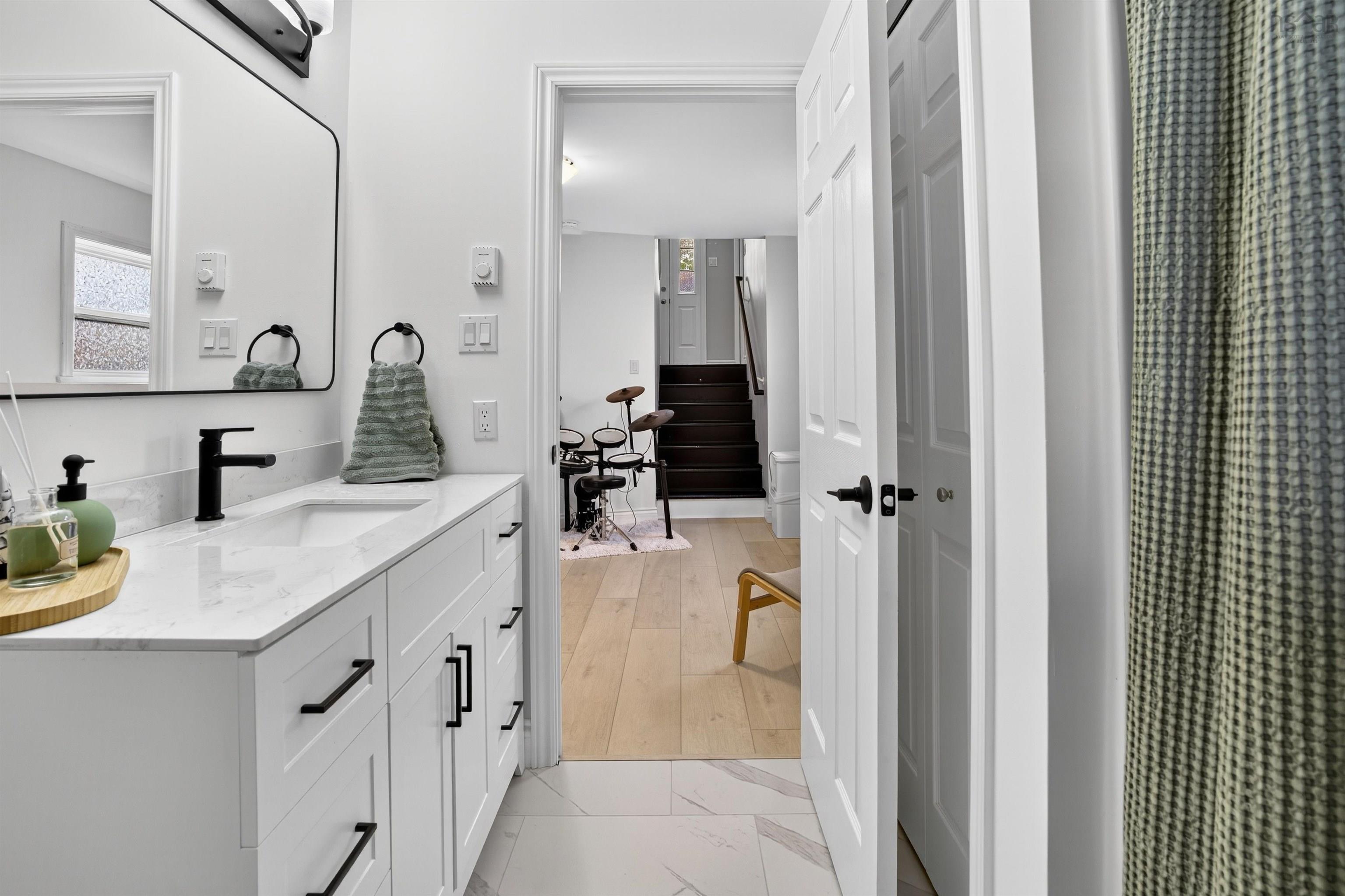 $414,900.00: 36 Thorncrest Court, Eastern Passage