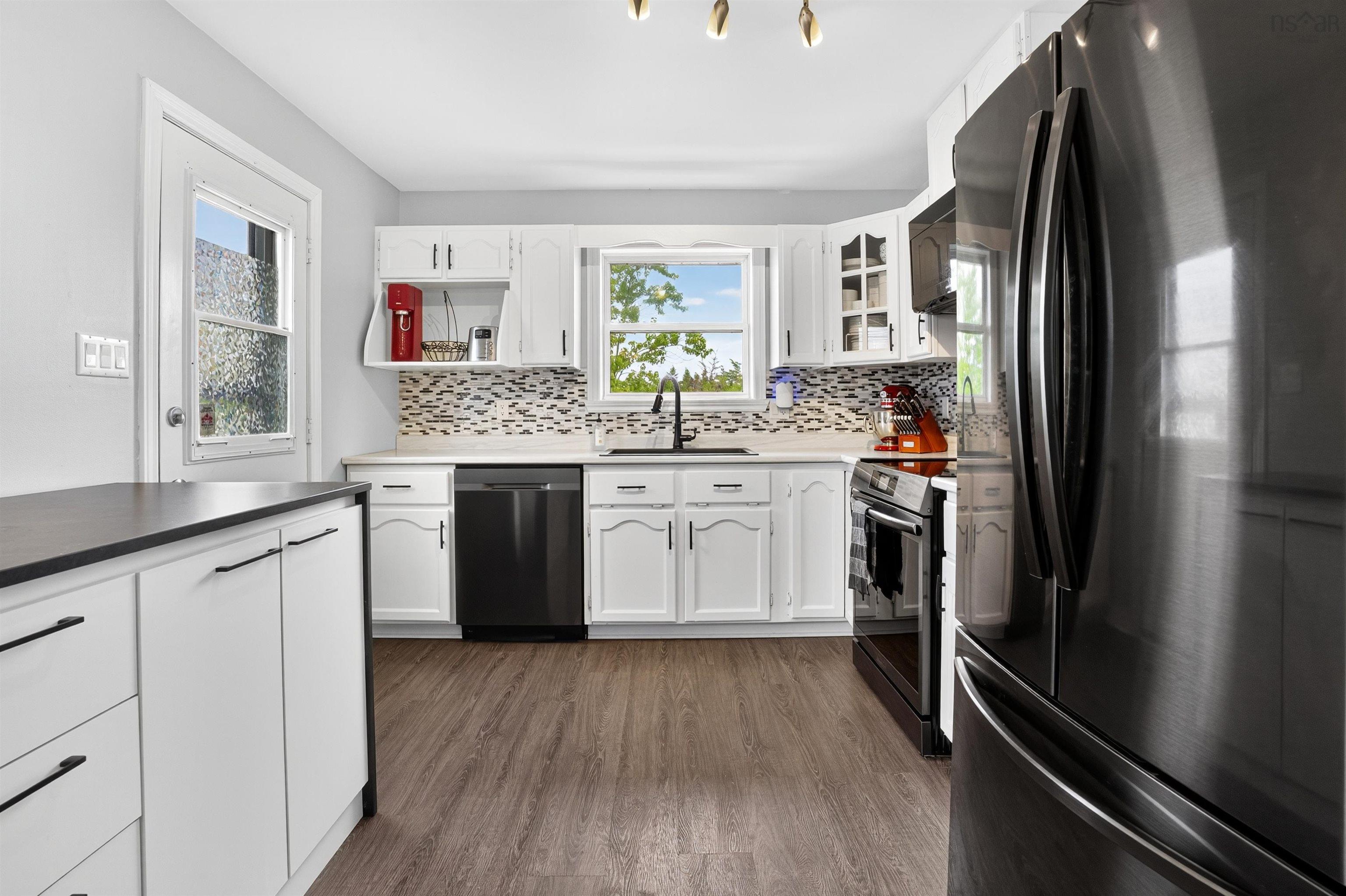 $414,900.00: 36 Thorncrest Court, Eastern Passage