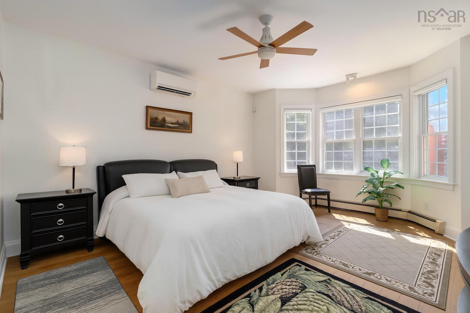 $989,900.00: 12 Kingsley Close, Halifax