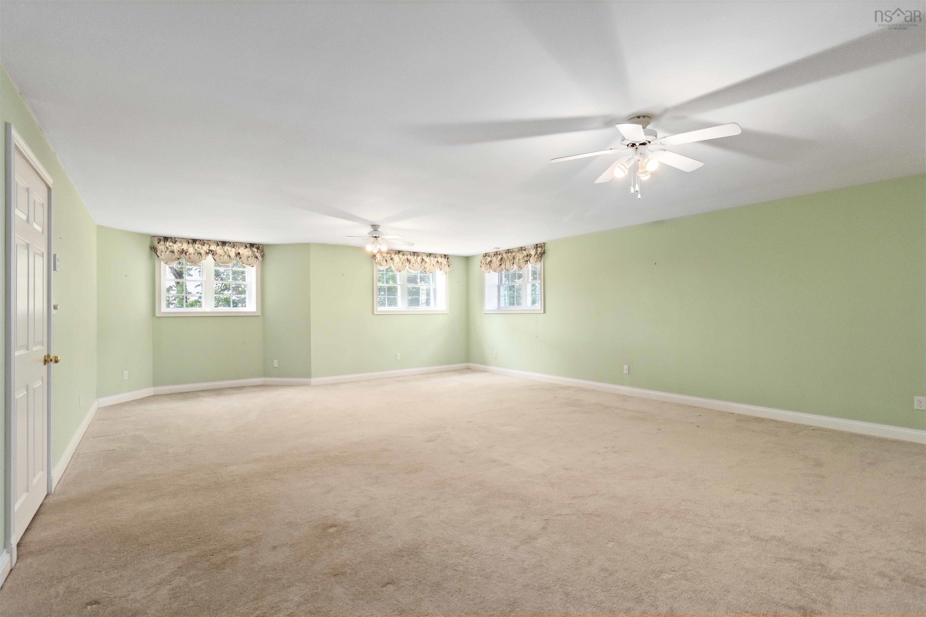 $989,900.00: 12 Kingsley Close, Halifax