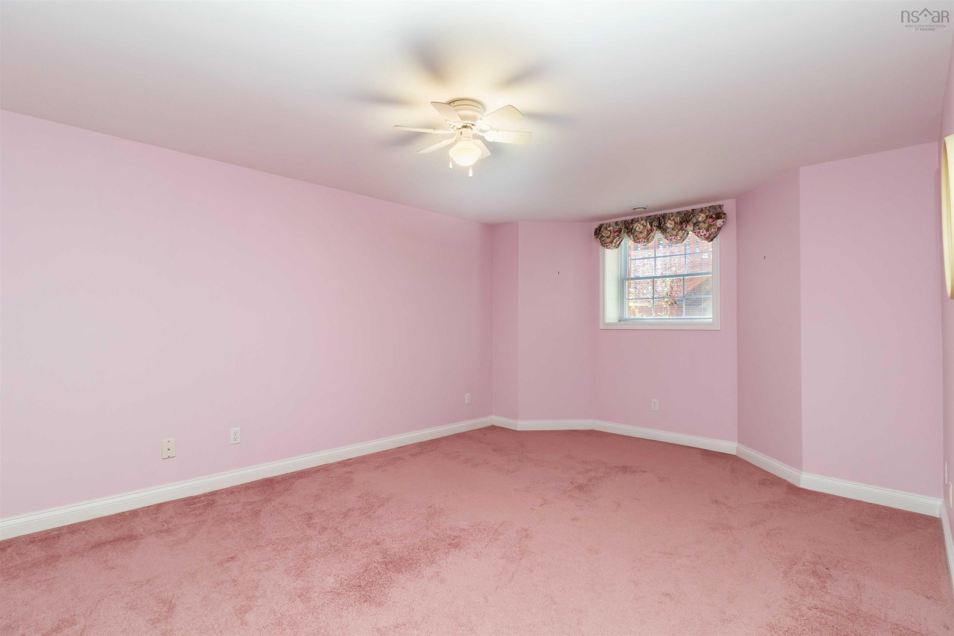 $989,900.00: 12 Kingsley Close, Halifax