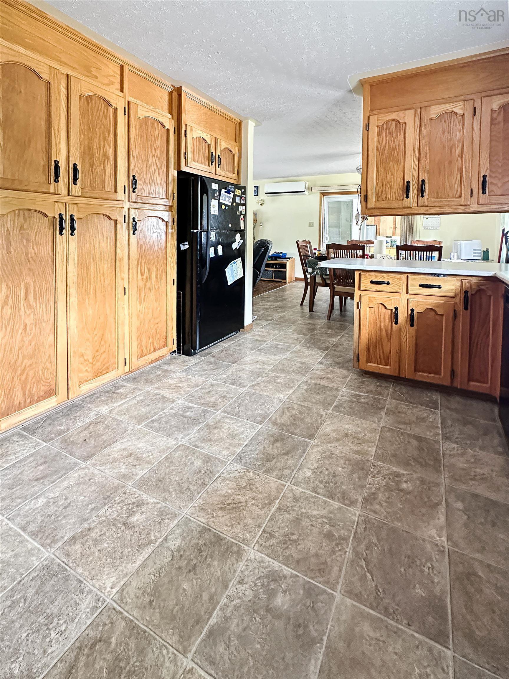 $495,000.00: 352 Lawrence Road, Rockland