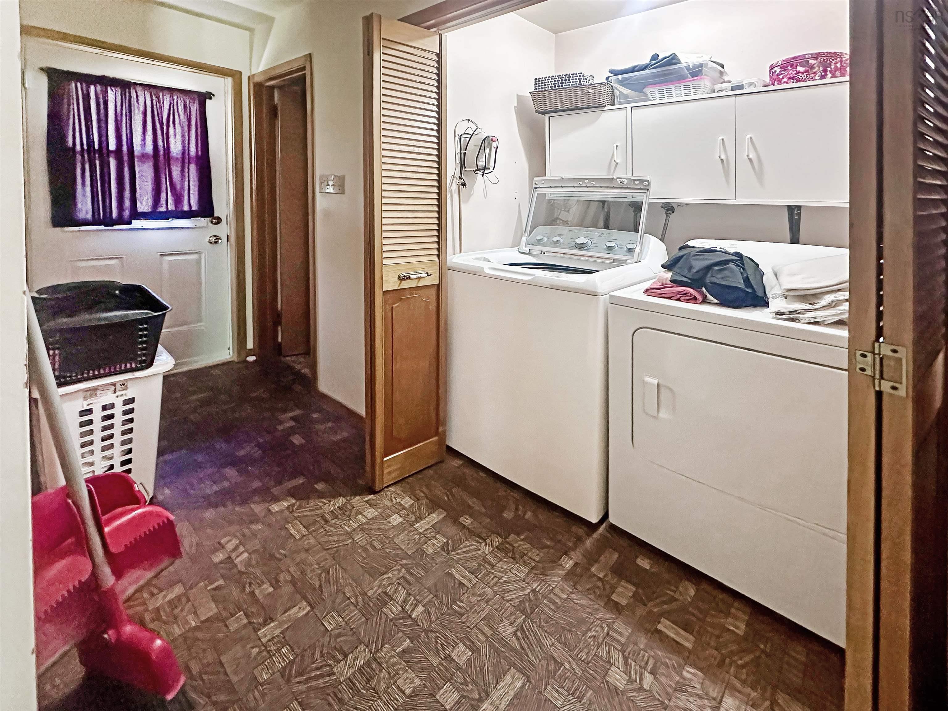 $495,000.00: 352 Lawrence Road, Rockland