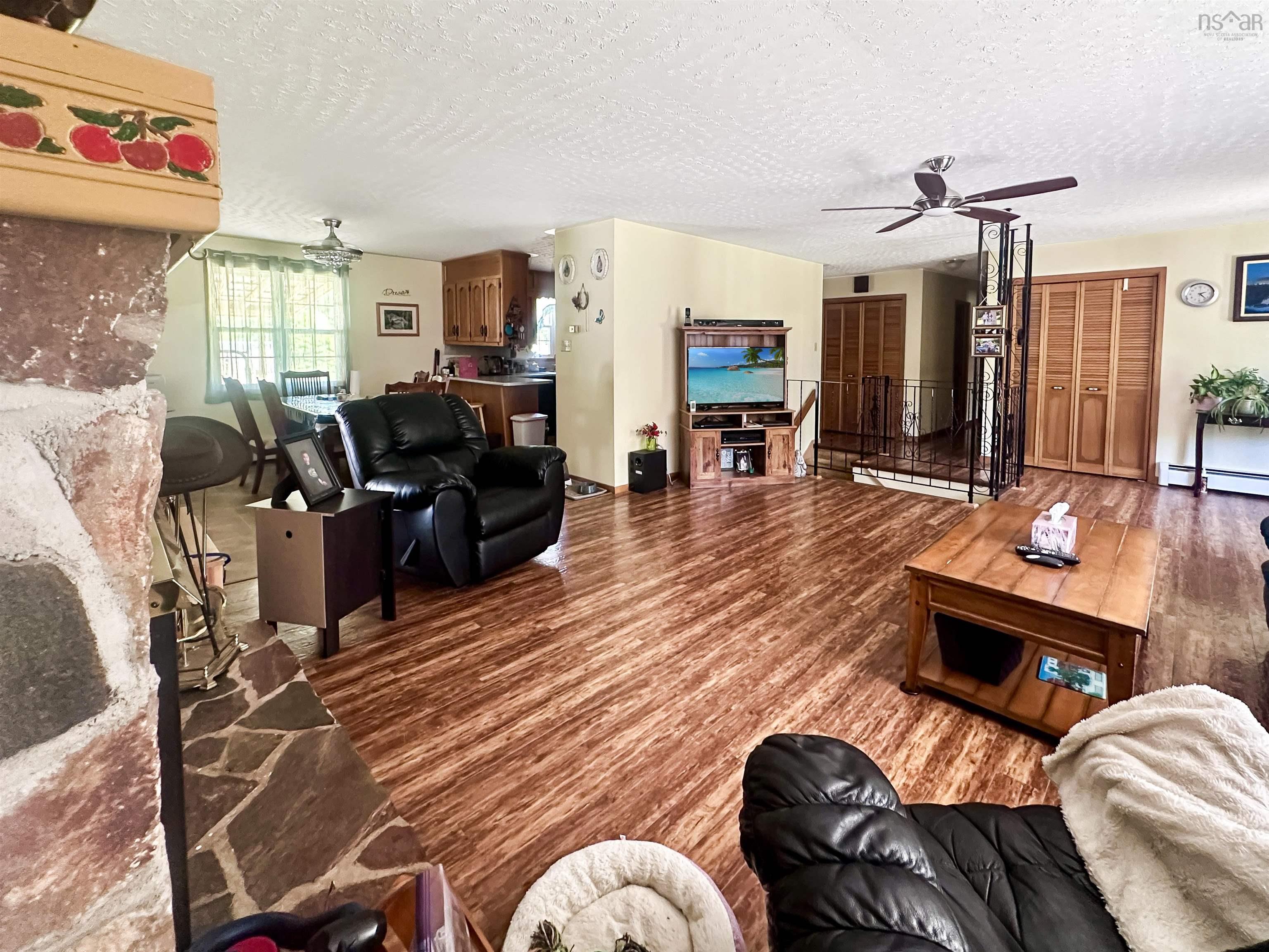 $495,000.00: 352 Lawrence Road, Rockland