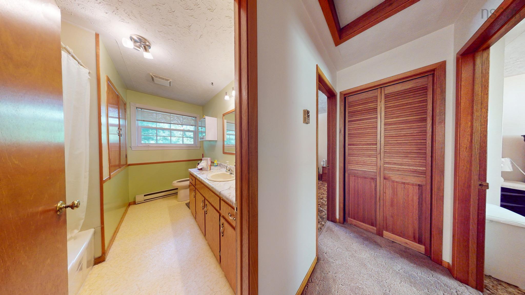 $355,000.00: 82 Highbury Road, New Minas