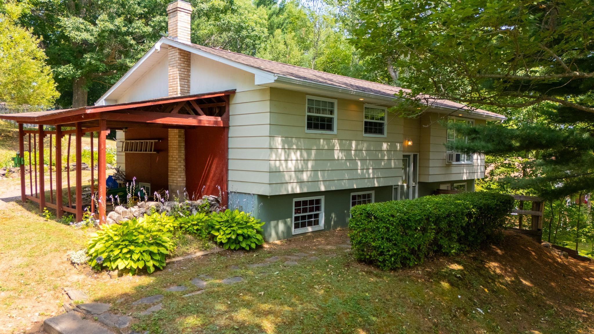 $355,000.00: 82 Highbury Road, New Minas