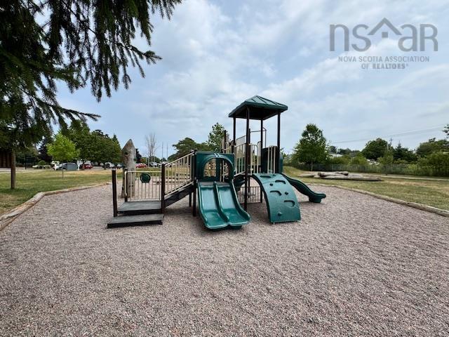 $399,900.00: 21 Asquith Avenue, Stewiacke