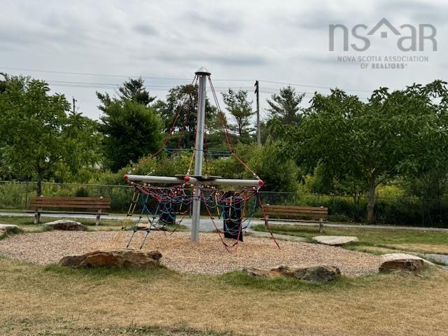 $399,900.00: 21 Asquith Avenue, Stewiacke