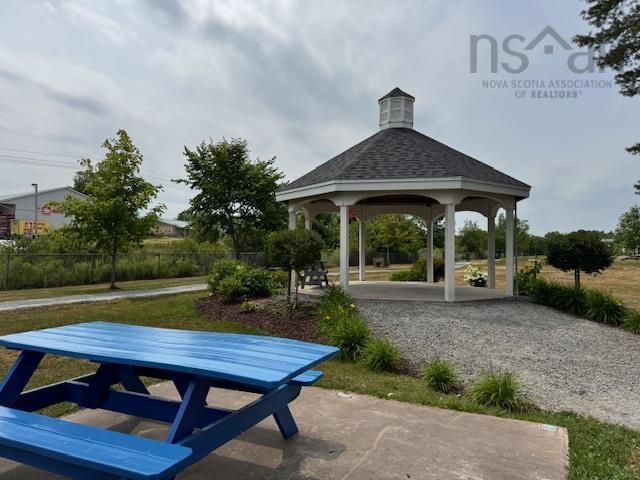 $399,900.00: 21 Asquith Avenue, Stewiacke