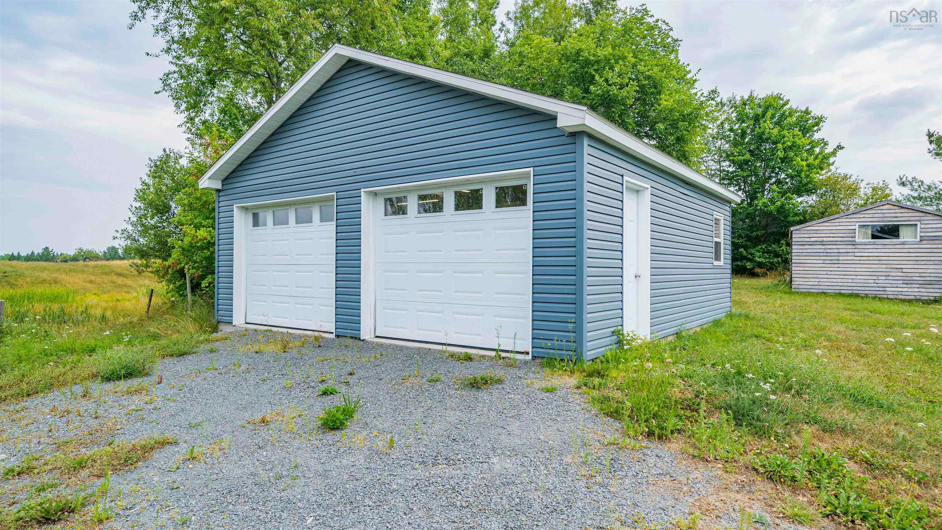 $195,000.00: 9347 14 Highway, Woodville