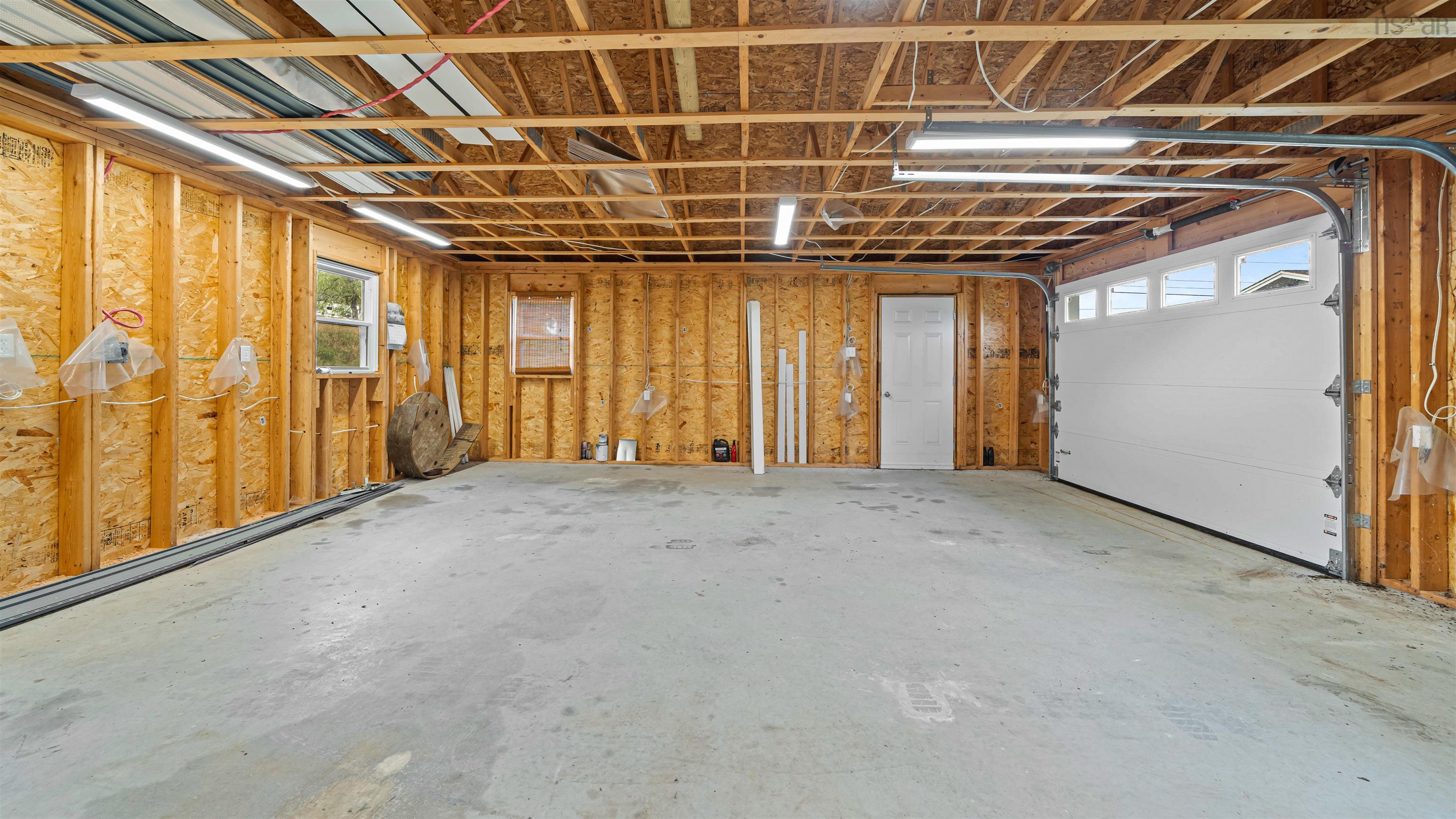 $195,000.00: 9347 14 Highway, Woodville