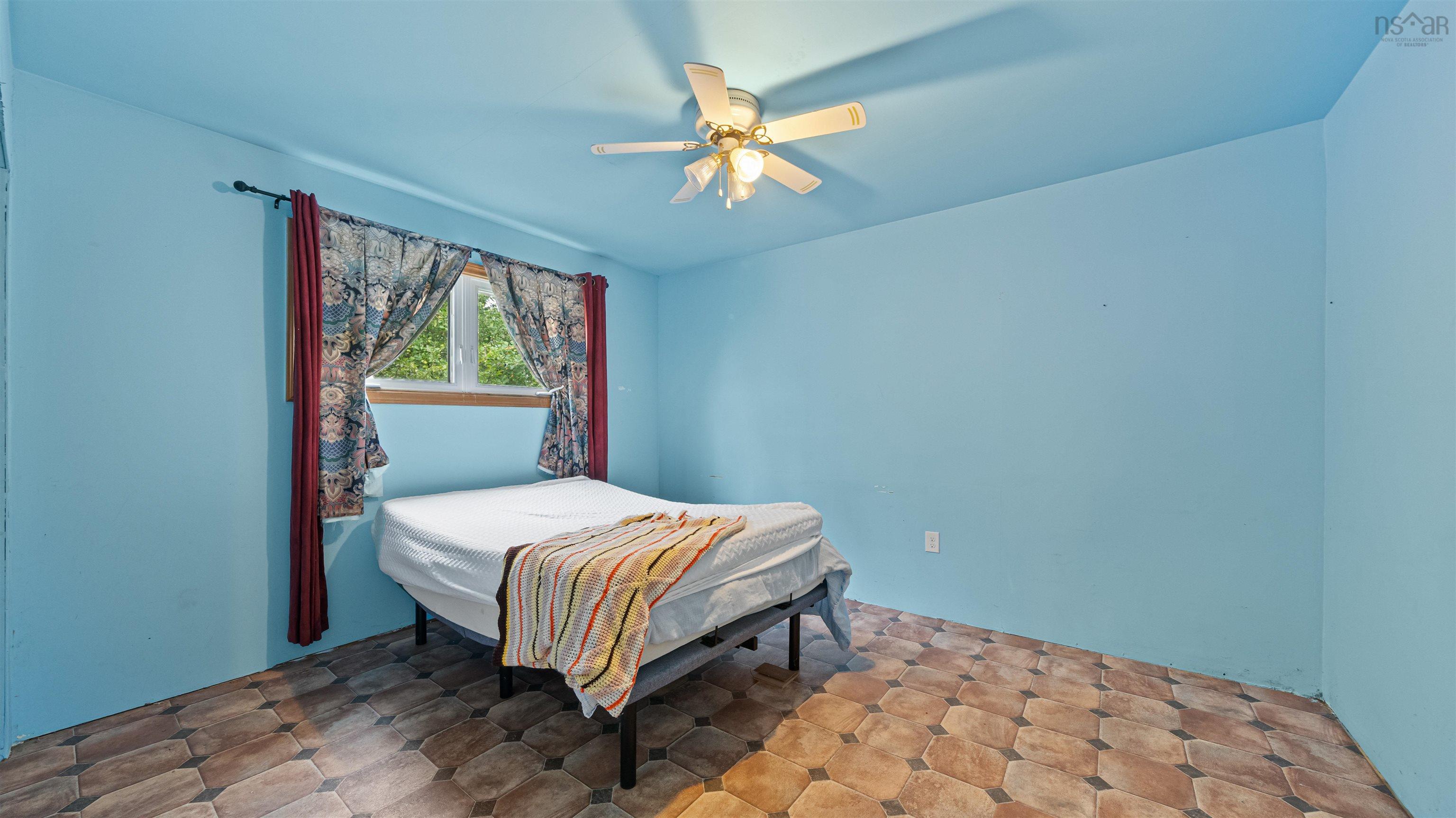 $195,000.00: 9347 14 Highway, Woodville