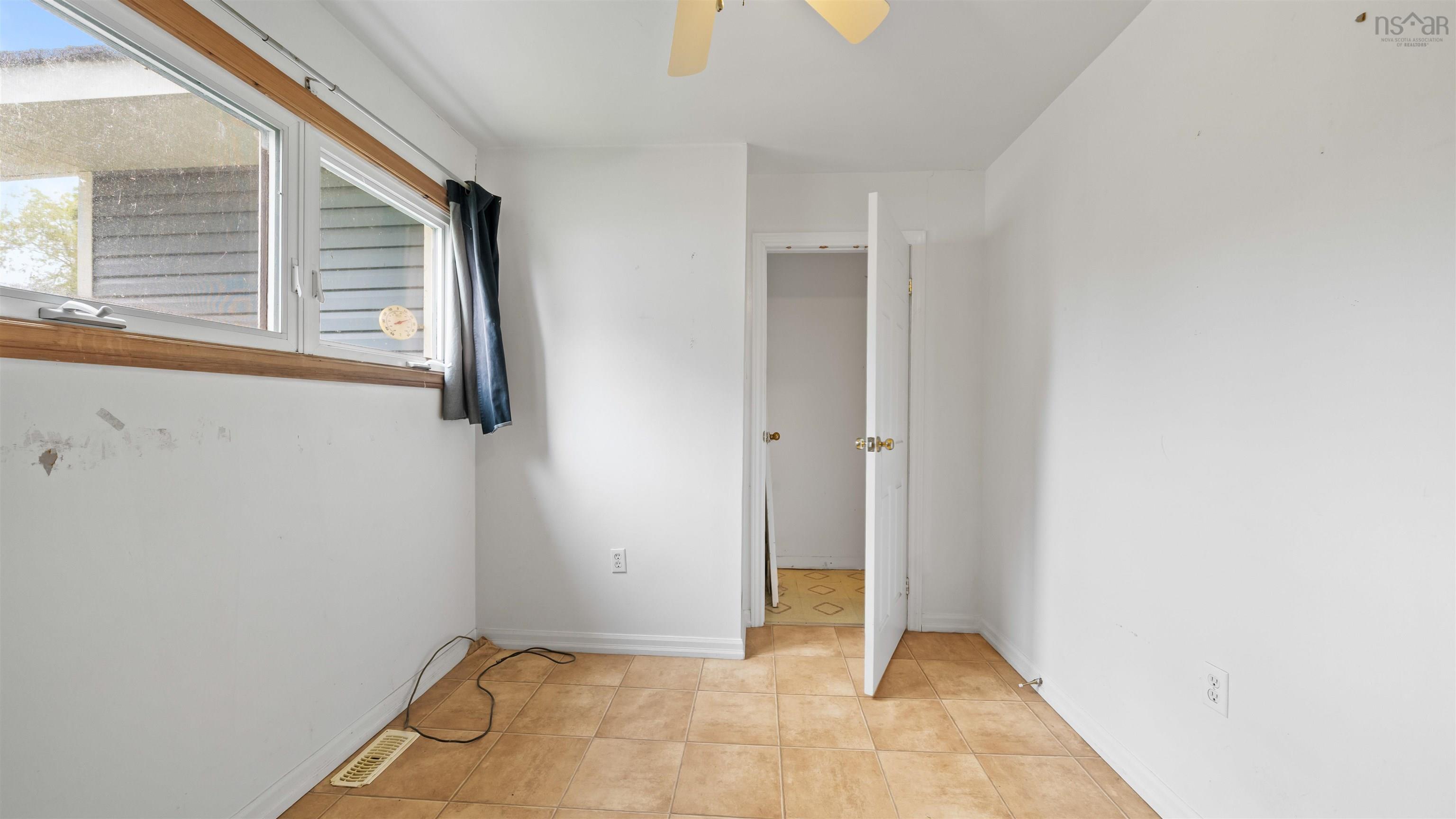 $195,000.00: 9347 14 Highway, Woodville