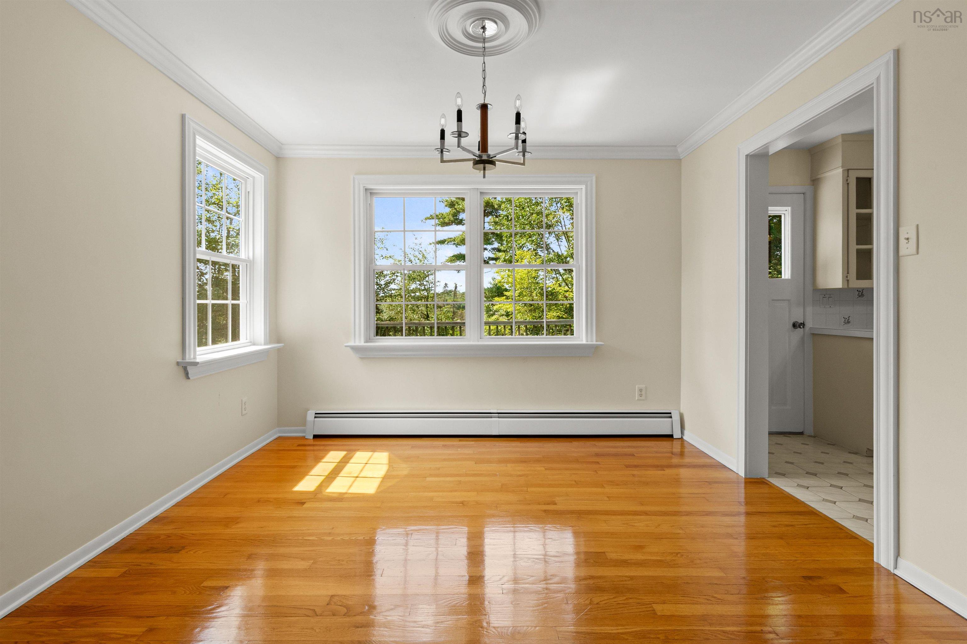 $575,000.00: 89 Ridge Avenue, Waverley