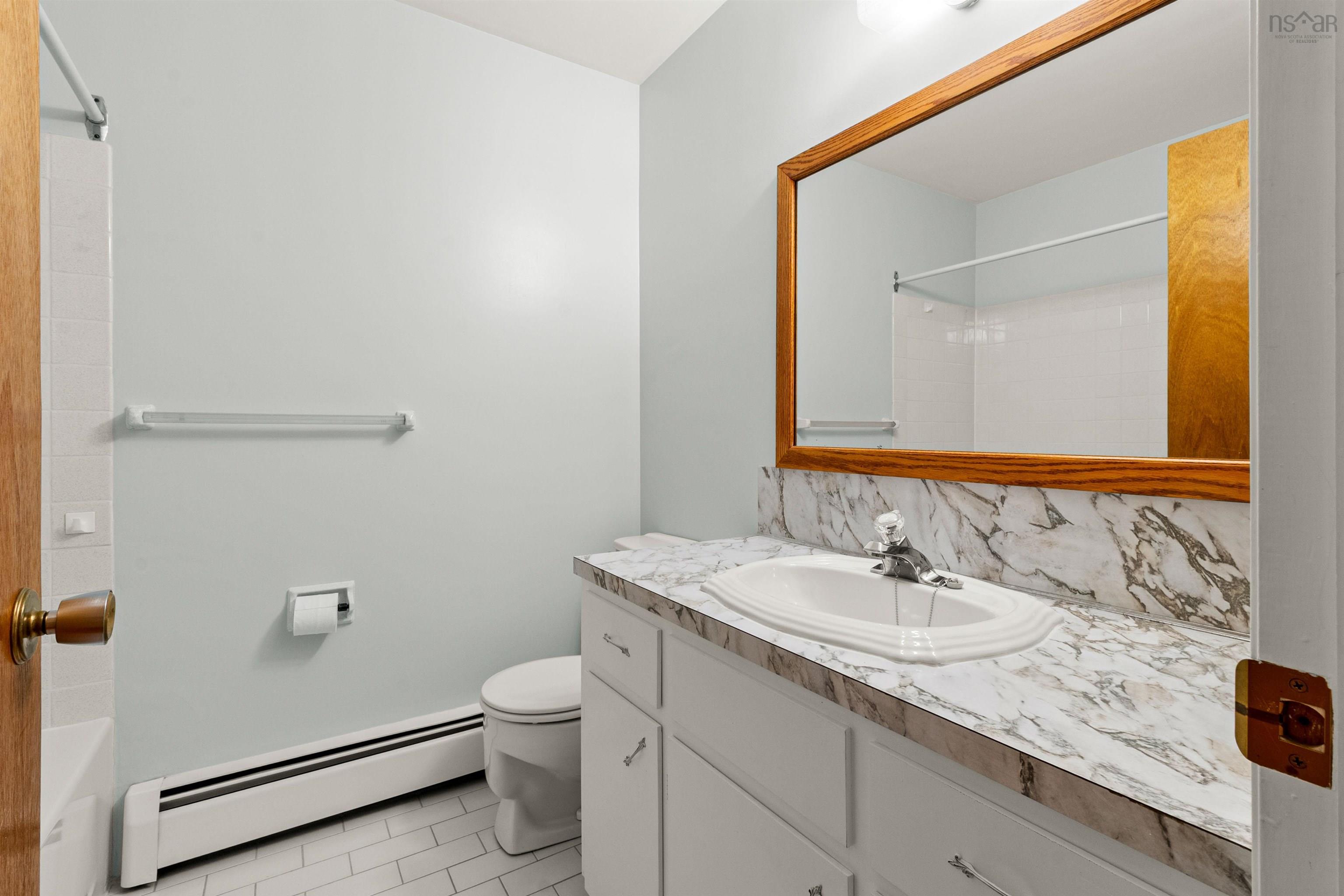 $575,000.00: 89 Ridge Avenue, Waverley