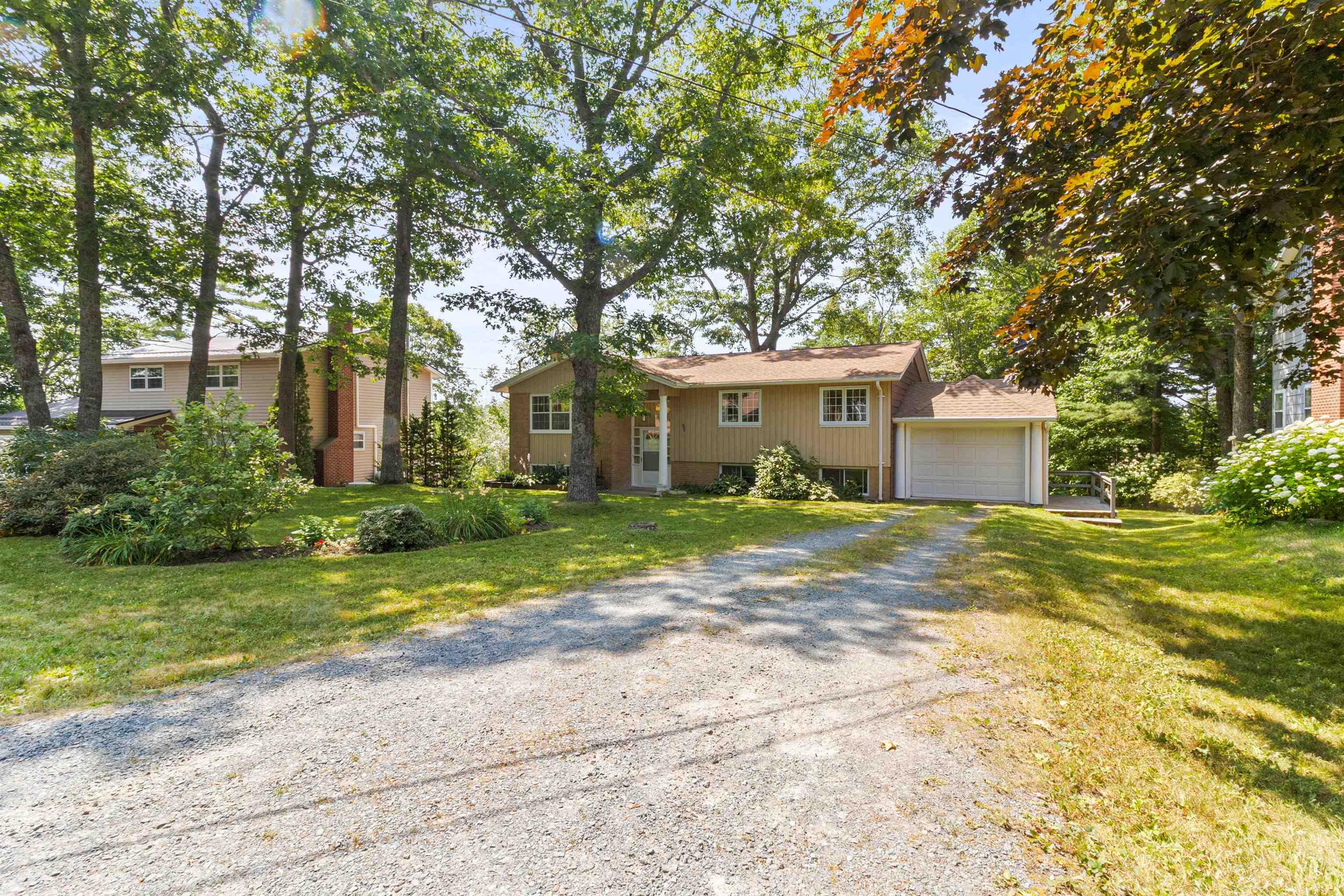 $575,000.00: 89 Ridge Avenue, Waverley