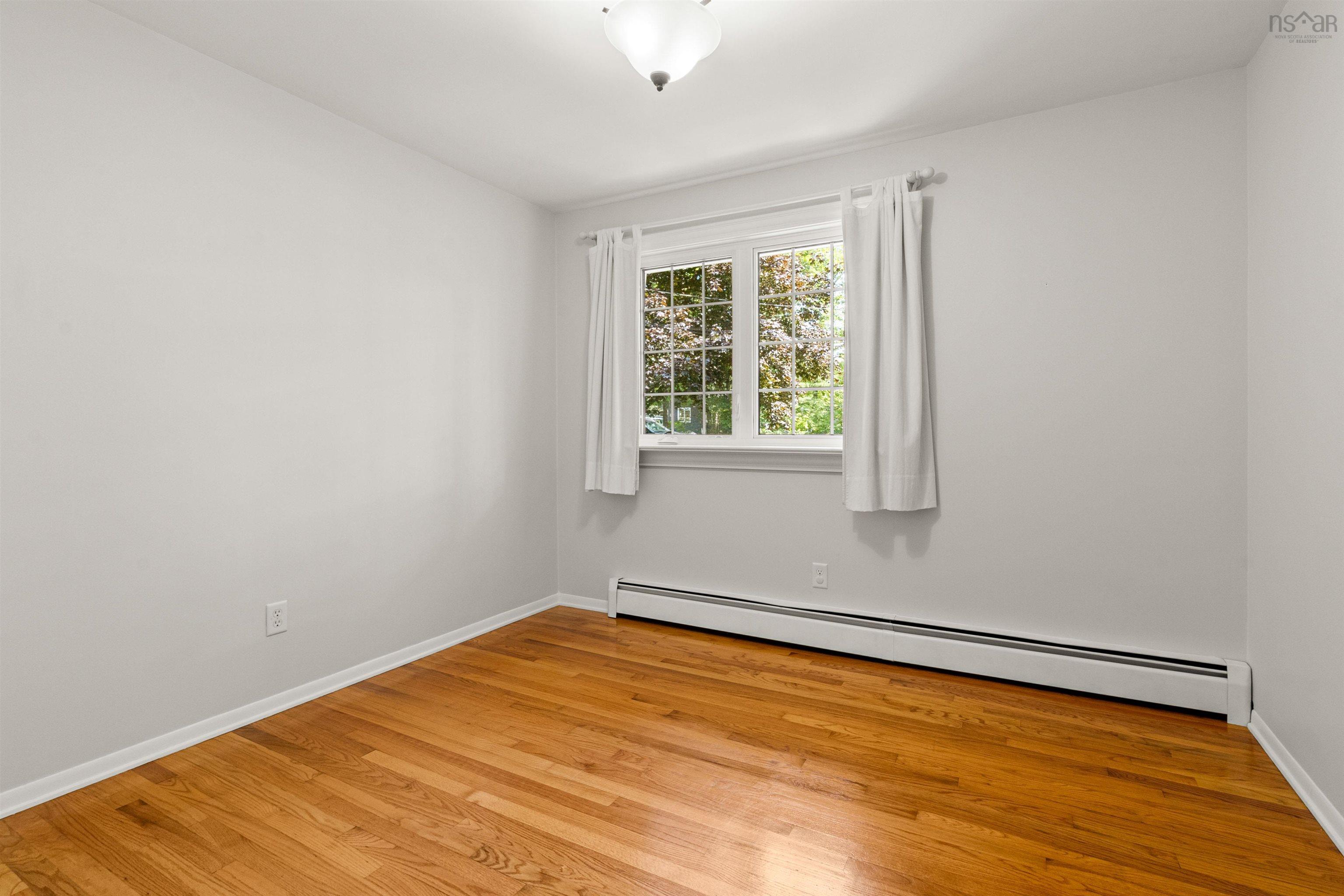 $575,000.00: 89 Ridge Avenue, Waverley