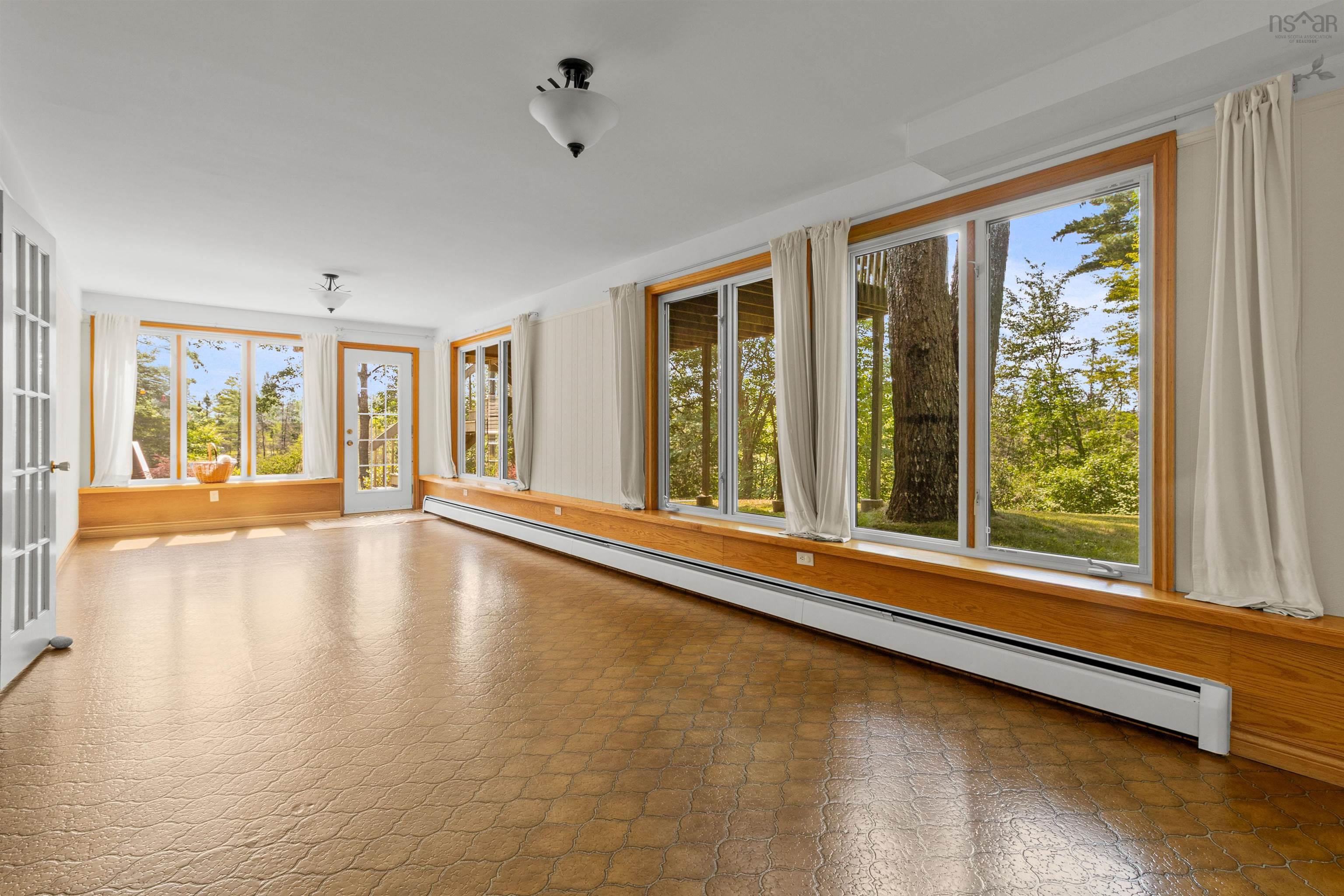 $575,000.00: 89 Ridge Avenue, Waverley