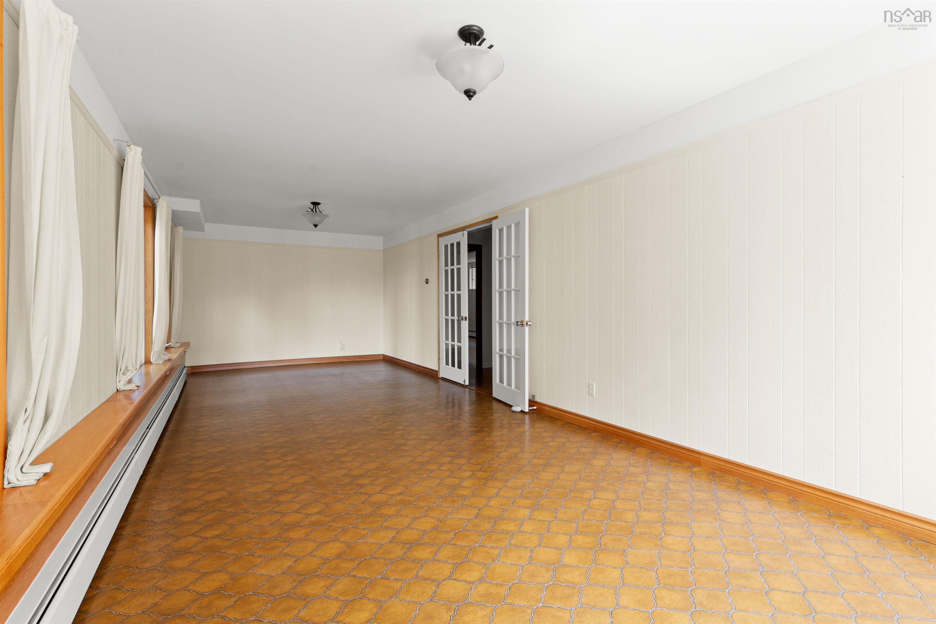 $575,000.00: 89 Ridge Avenue, Waverley