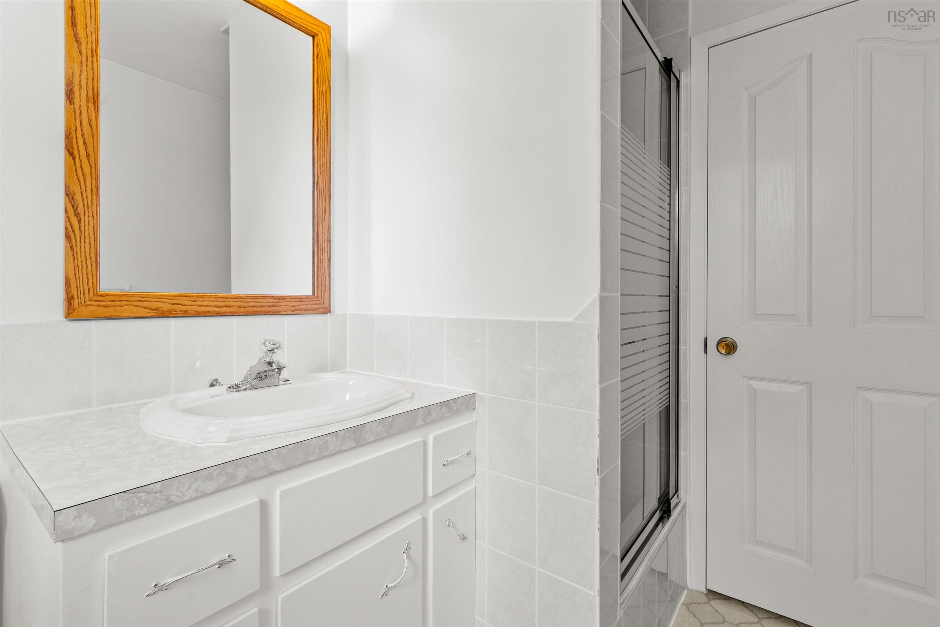 $575,000.00: 89 Ridge Avenue, Waverley