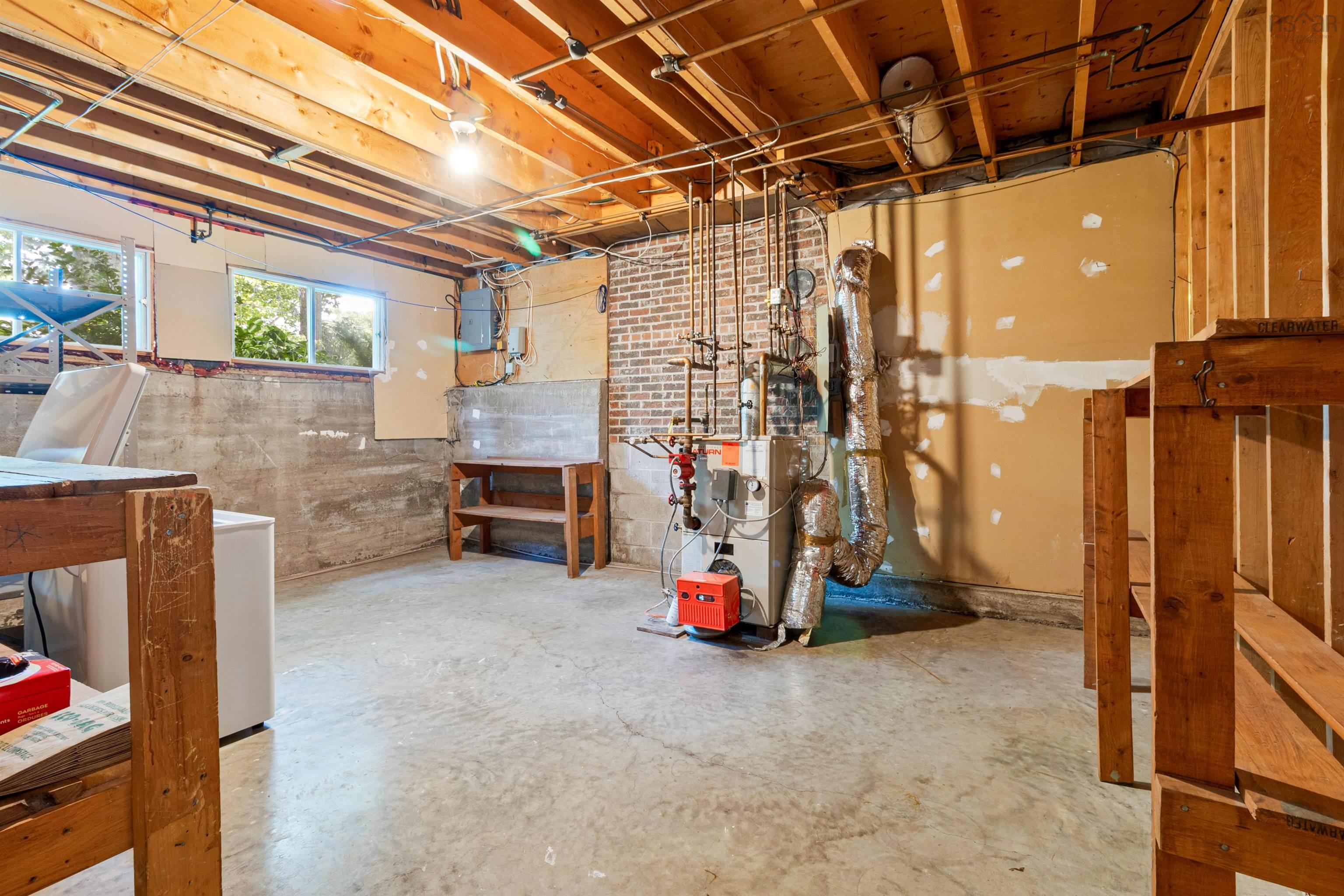 $575,000.00: 89 Ridge Avenue, Waverley