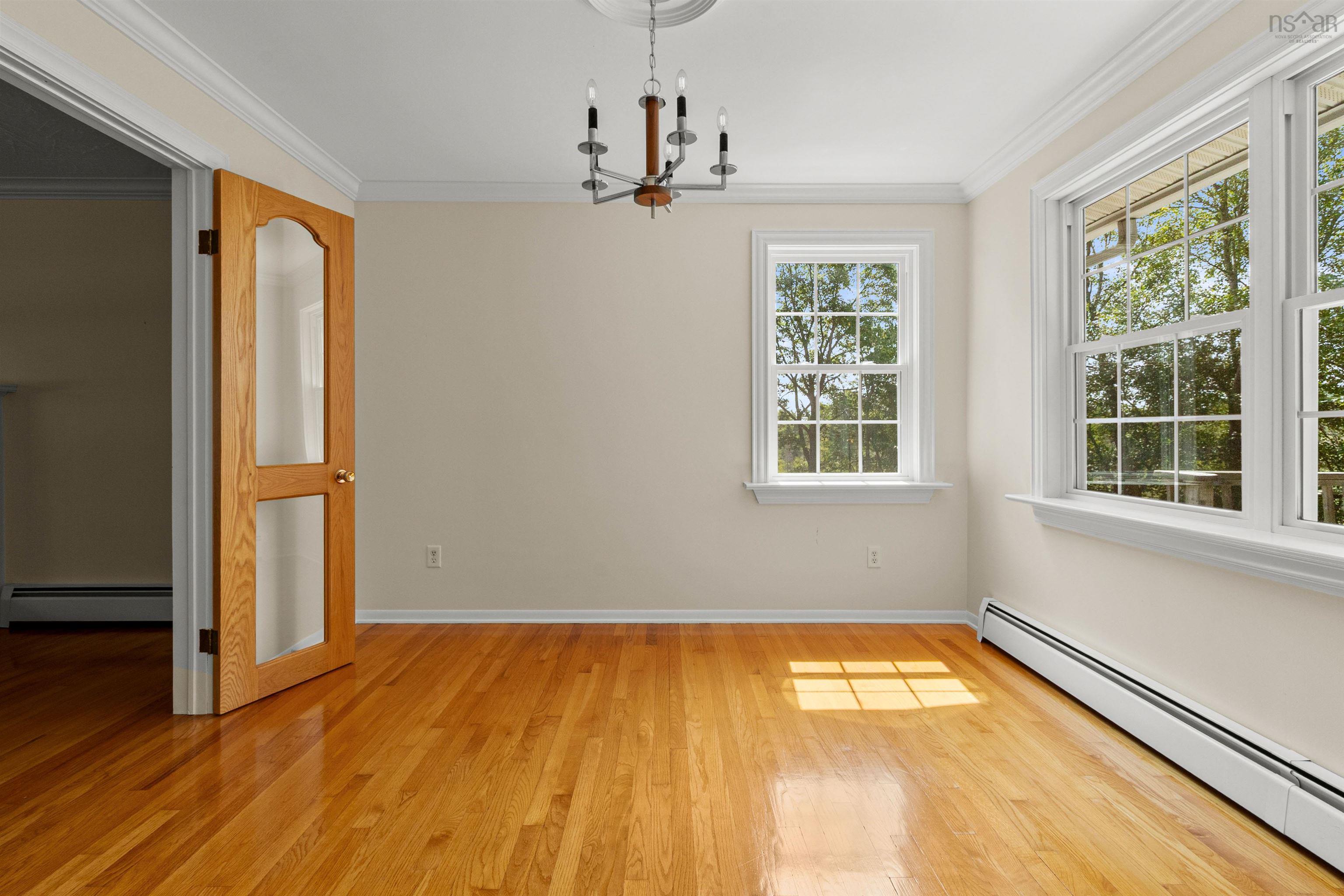 $575,000.00: 89 Ridge Avenue, Waverley