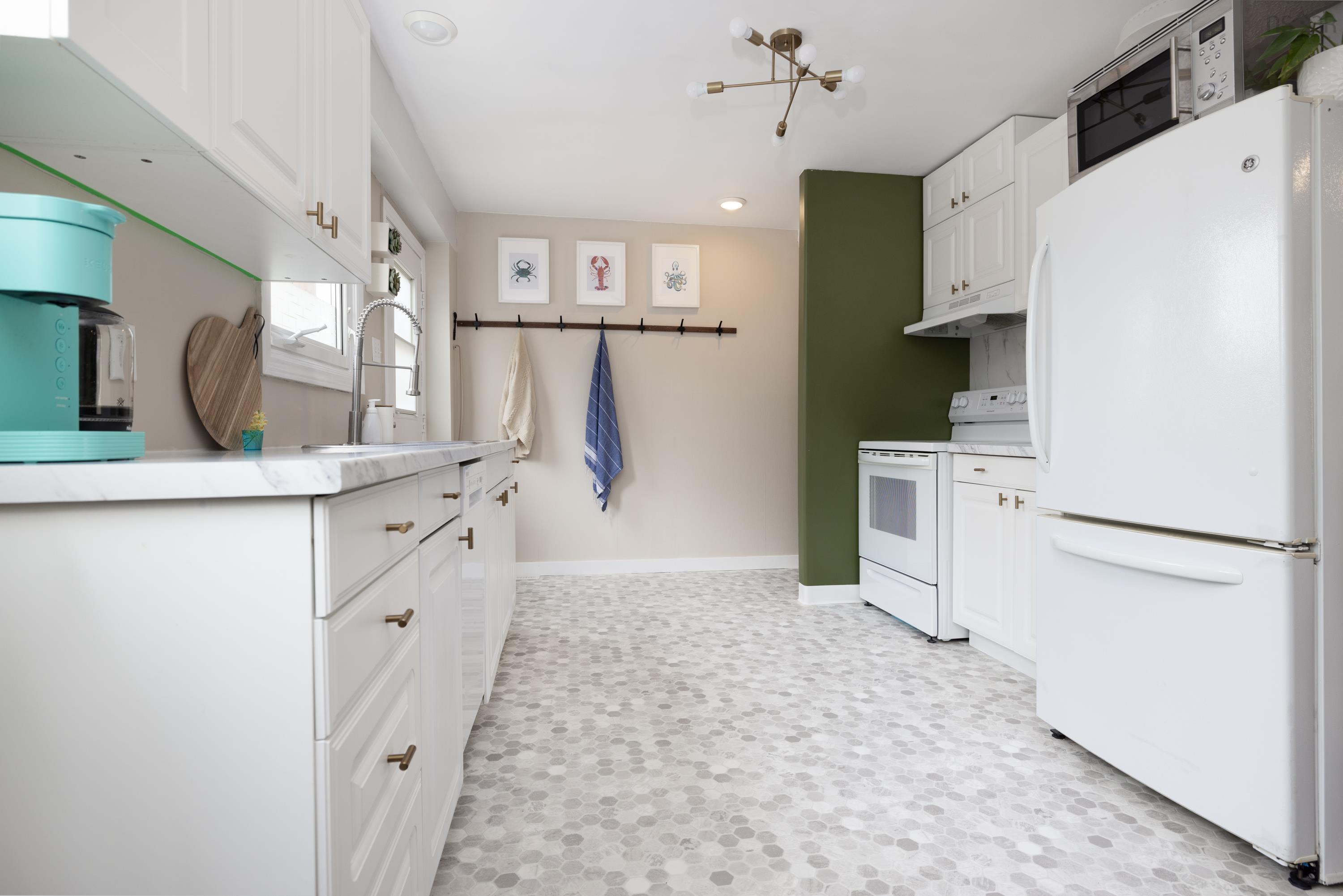 $414,900.00: 83 Stuart Harris Drive, Dartmouth