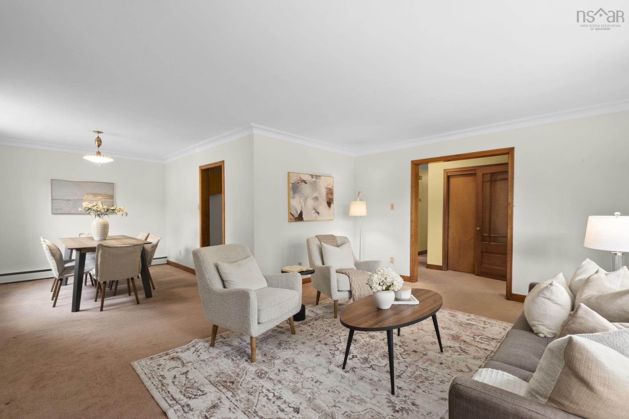 $649,000.00: 4 Broadholme Lane, Halifax