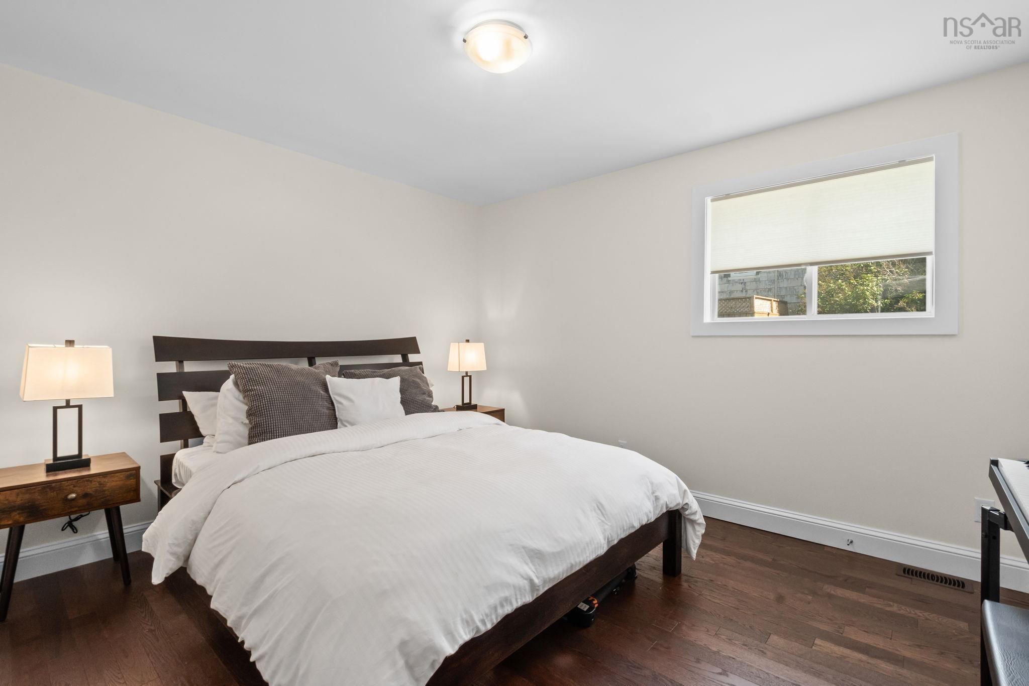 $574,900.00: 5 Beaver Bank Road, Lower Sackville