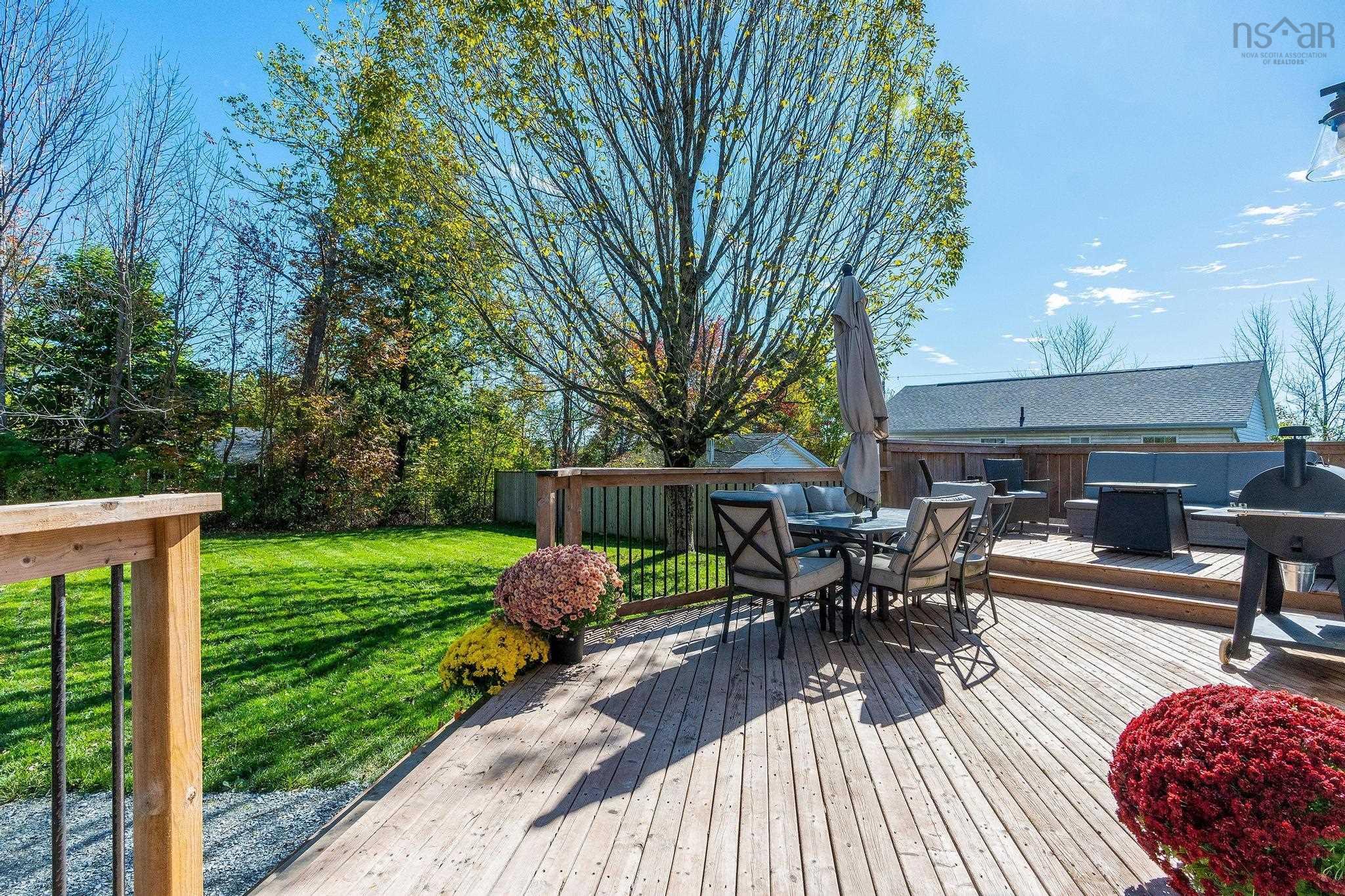 $574,900.00: 5 Beaver Bank Road, Lower Sackville