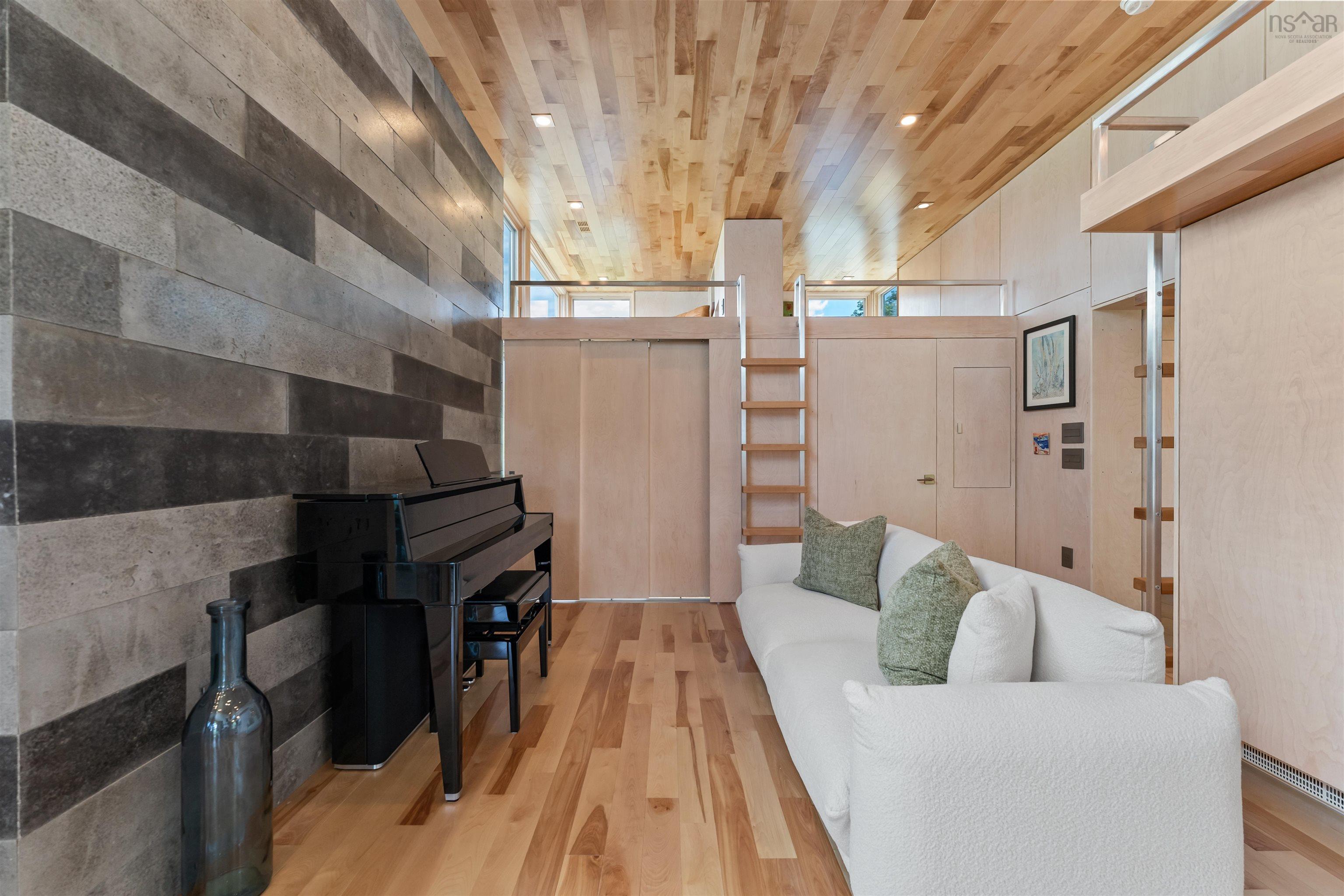 $1,050,000.00: 325 Long Cove Road, Port Medway