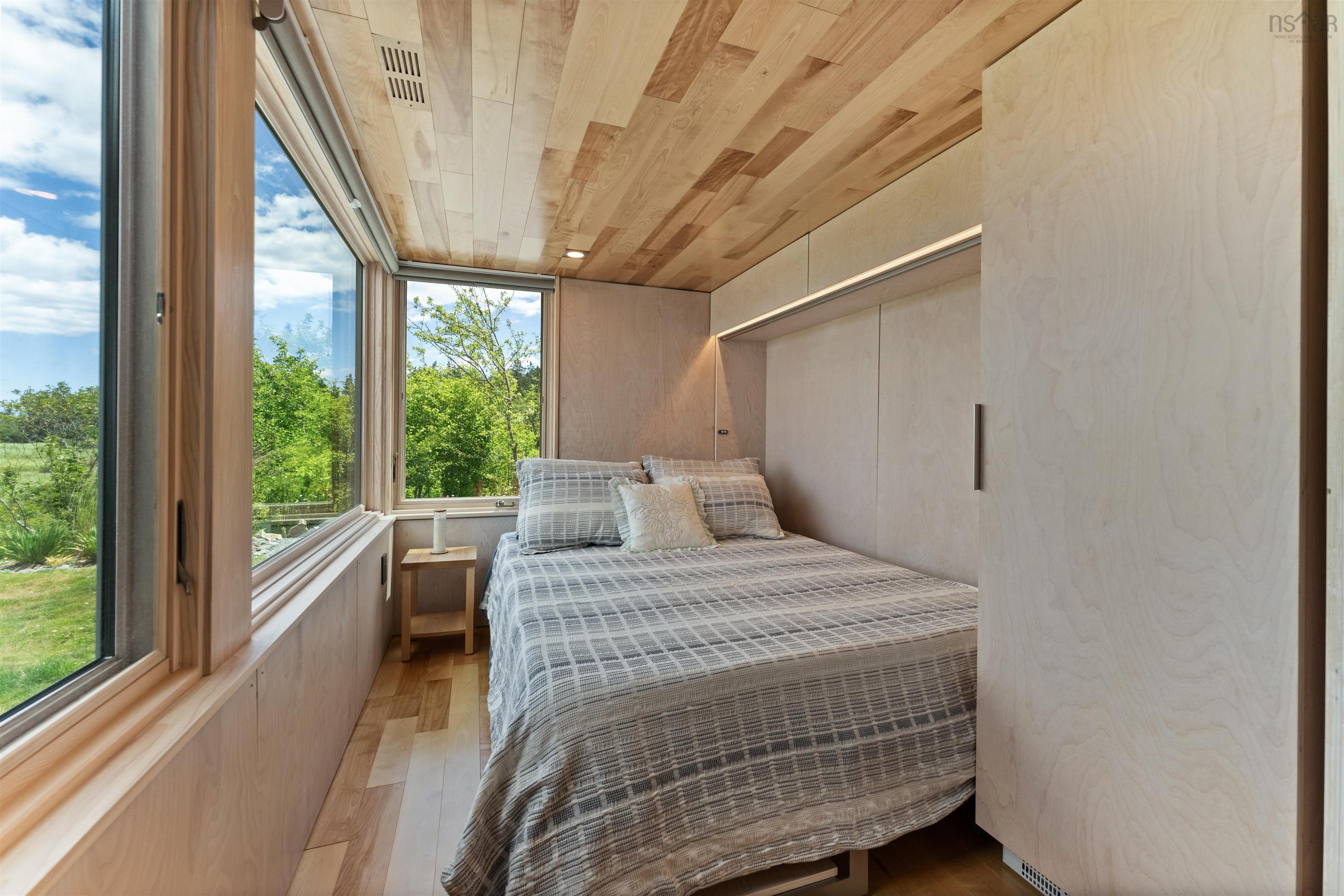 $1,050,000.00: 325 Long Cove Road, Port Medway