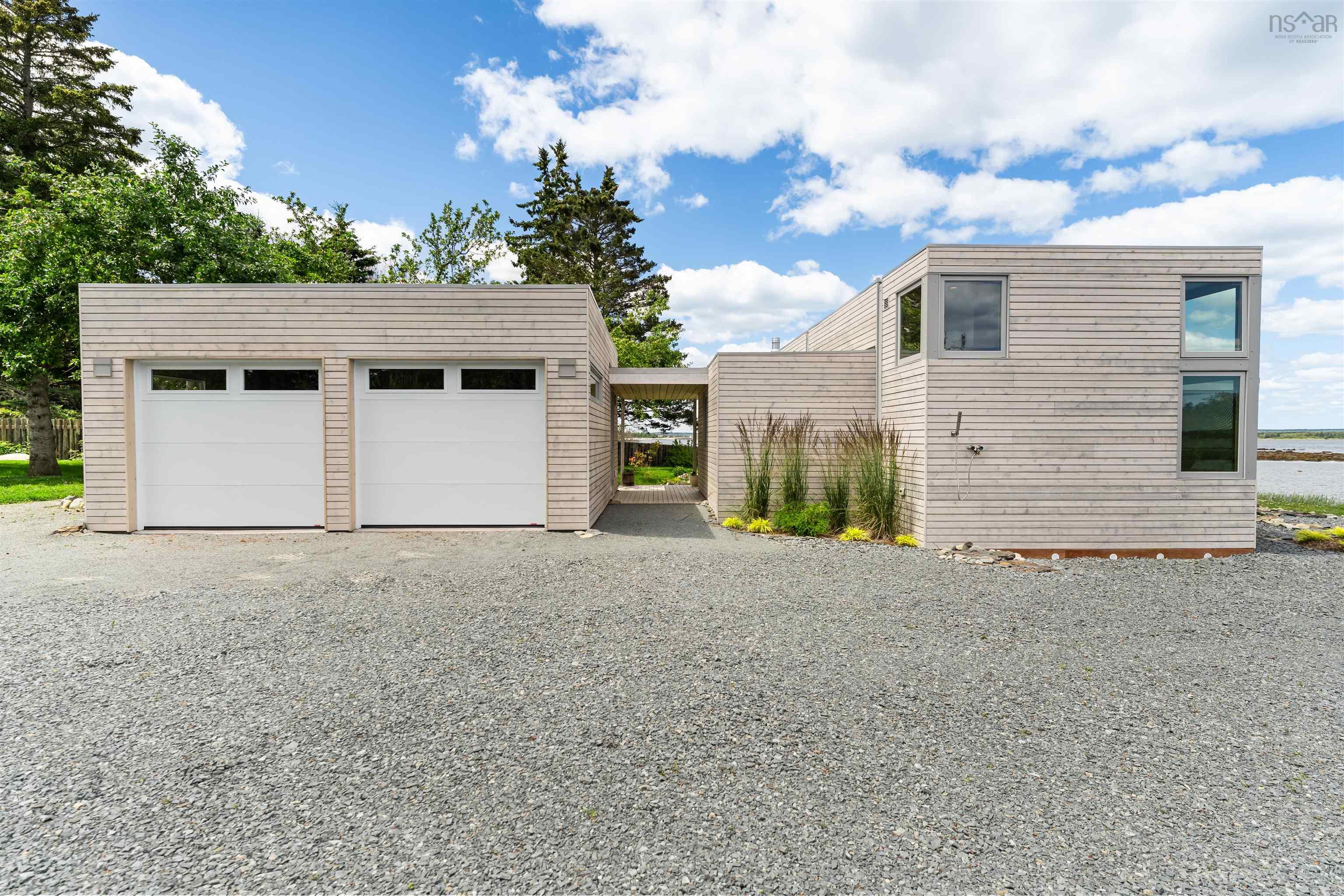 $1,050,000.00: 325 Long Cove Road, Port Medway