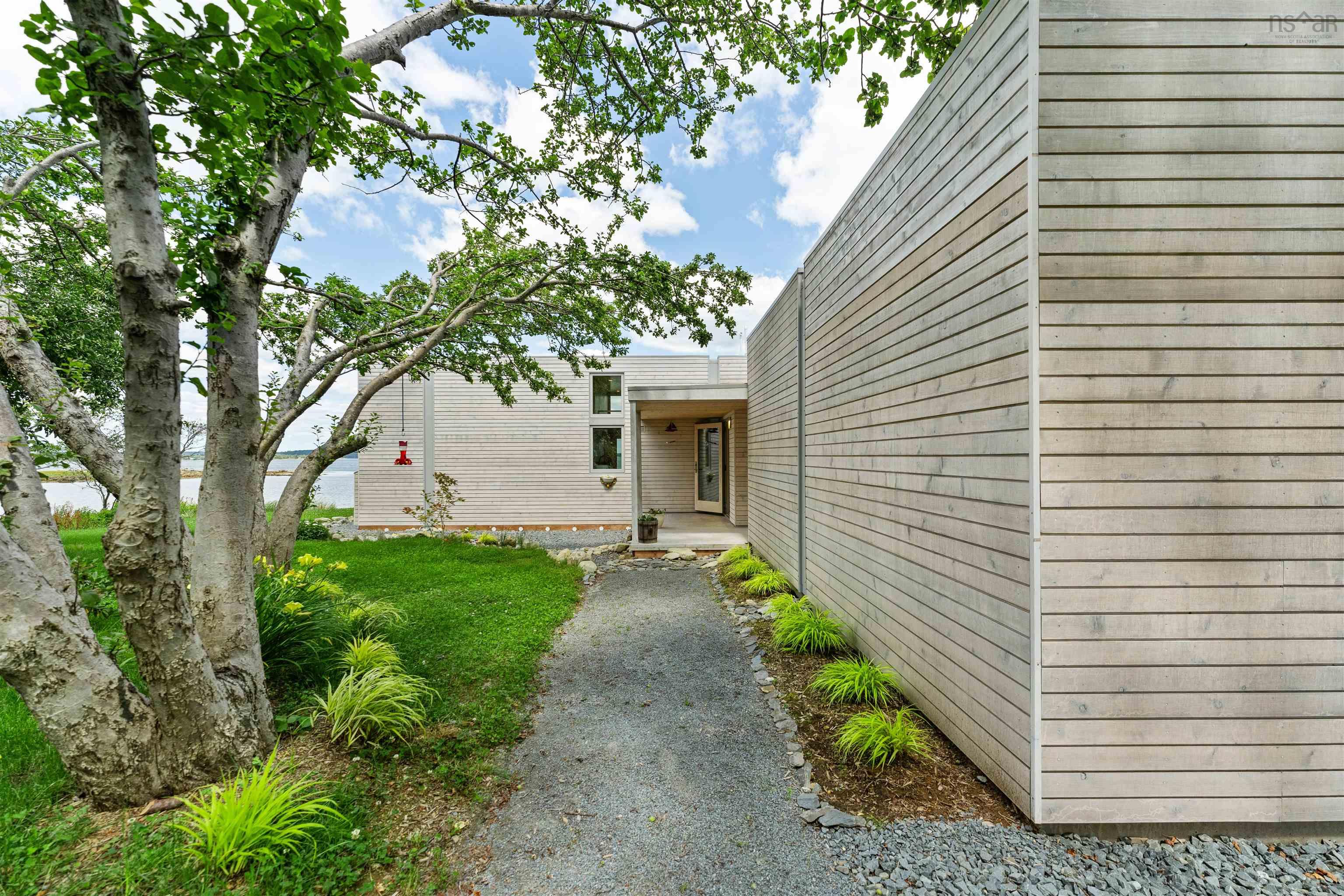 $1,050,000.00: 325 Long Cove Road, Port Medway