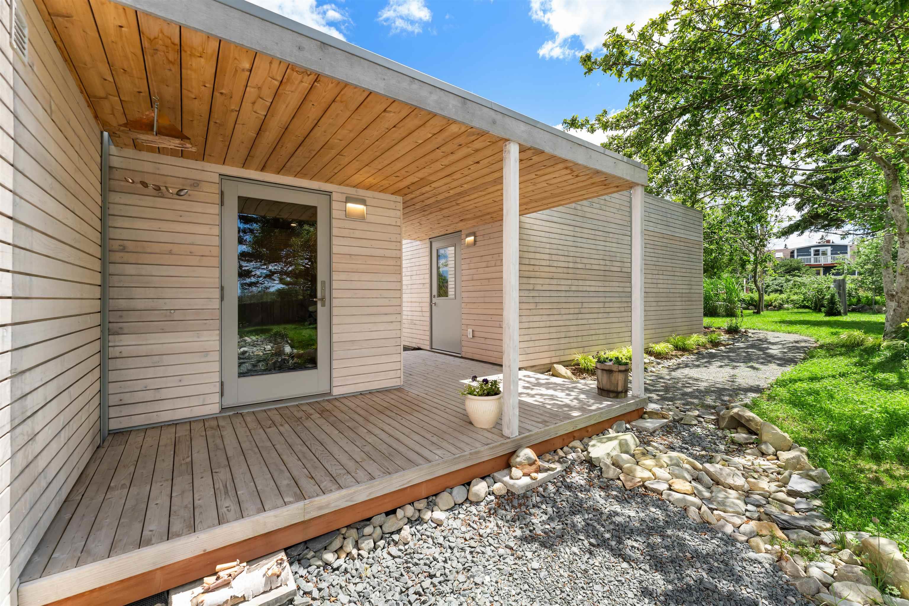 $1,050,000.00: 325 Long Cove Road, Port Medway