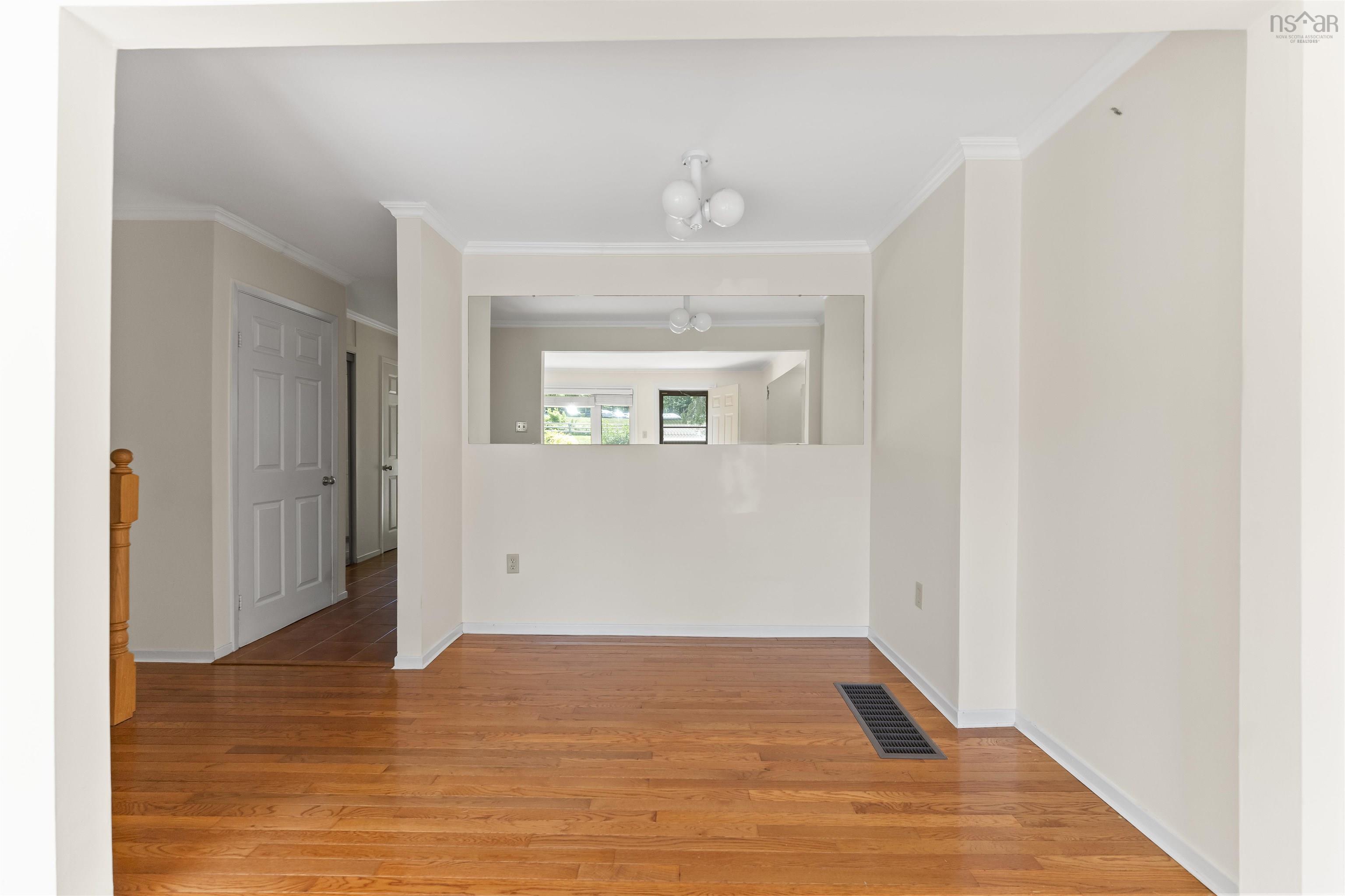 $379,900.00: 31 - G4 84 Forestside Crescent, Halifax