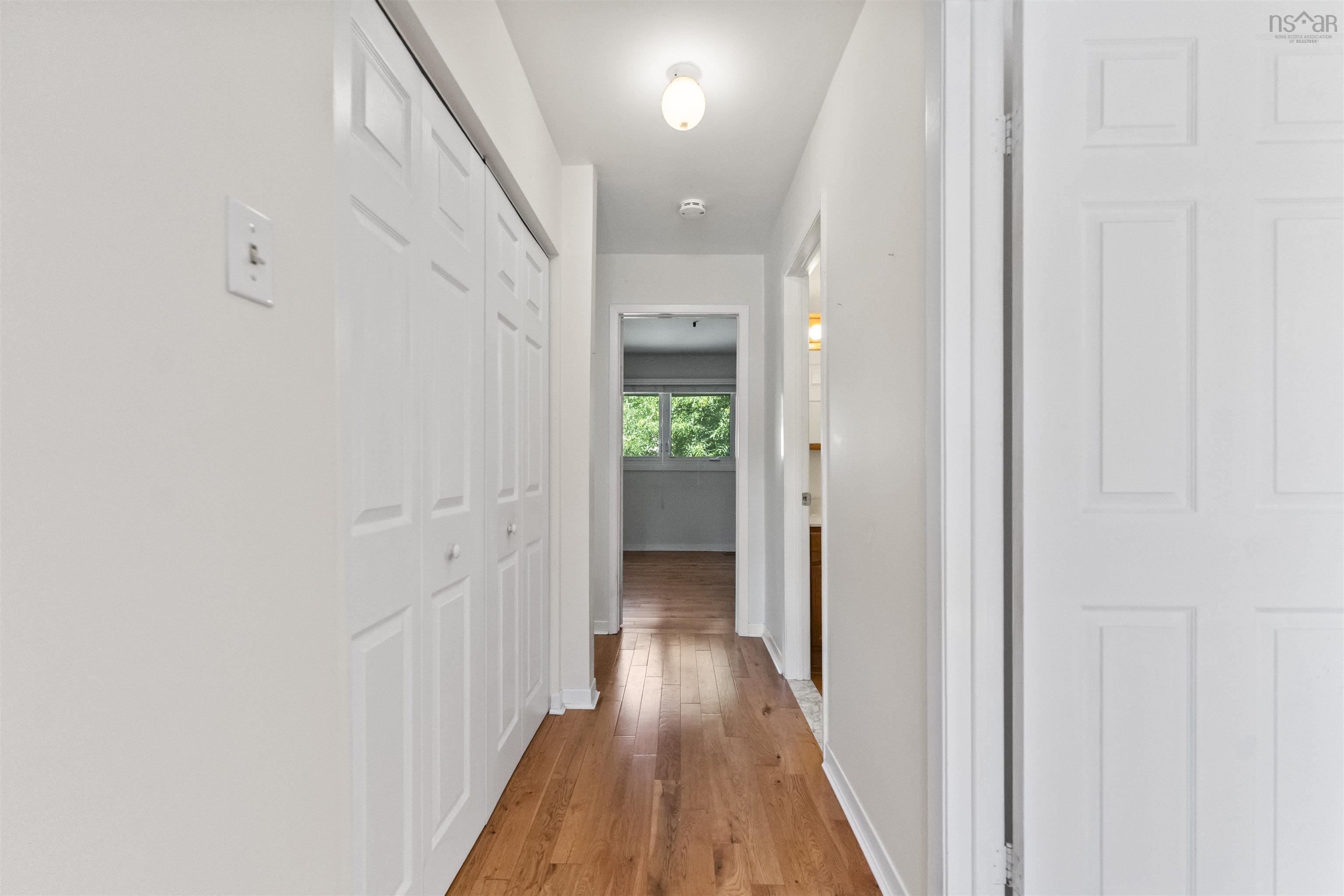 $379,900.00: 31 - G4 84 Forestside Crescent, Halifax