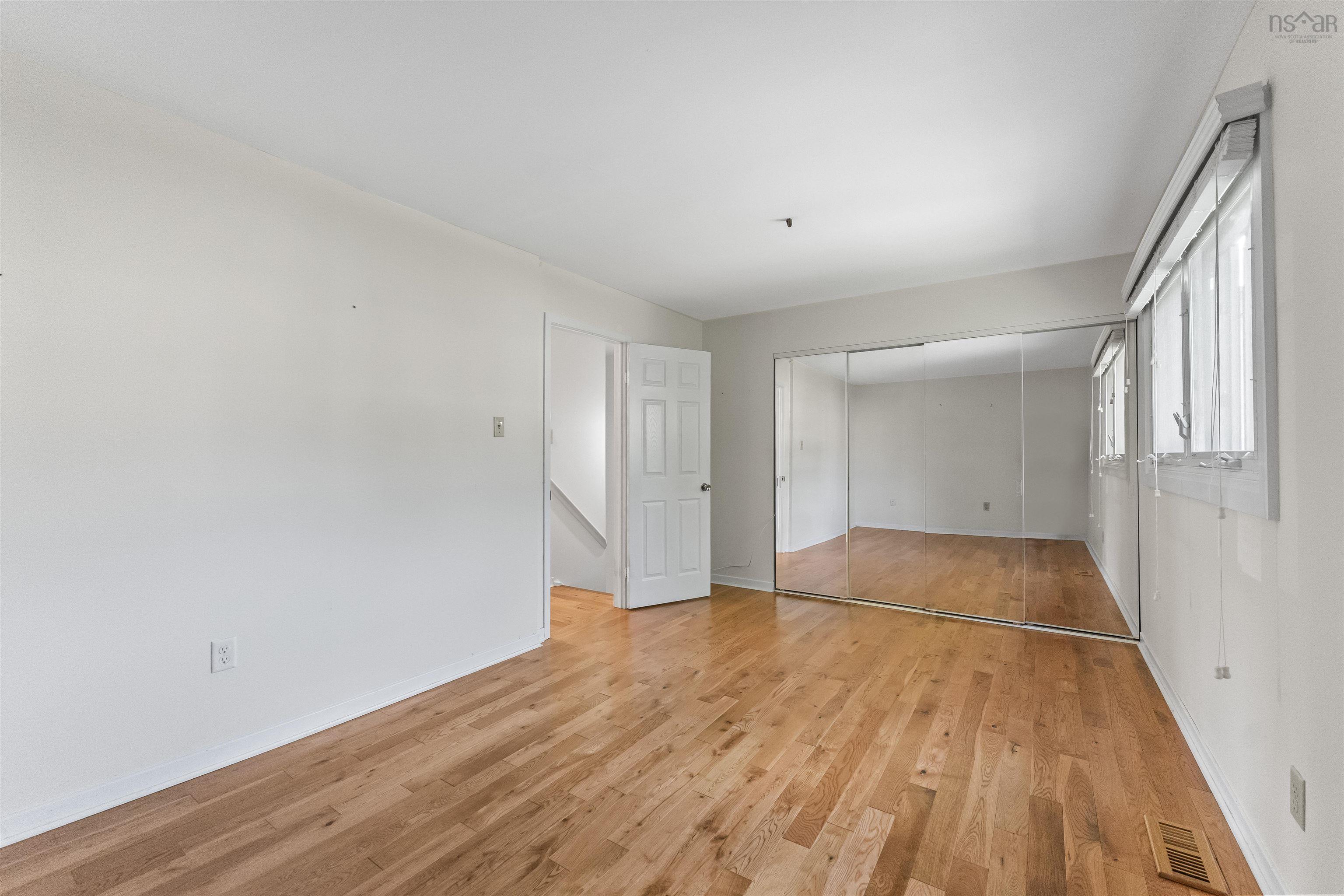 $379,900.00: 31 - G4 84 Forestside Crescent, Halifax