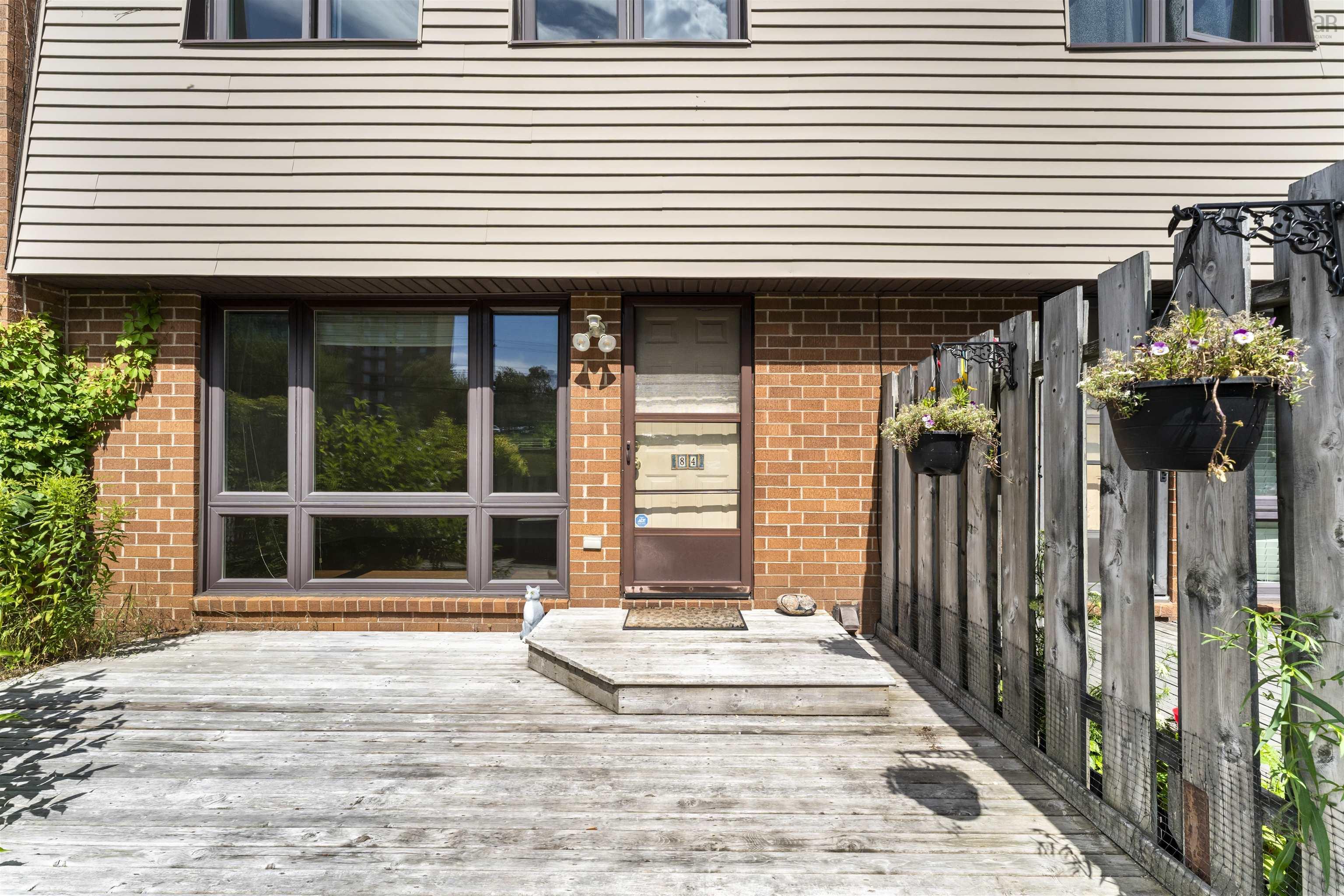 $379,900.00: 31 - G4 84 Forestside Crescent, Halifax