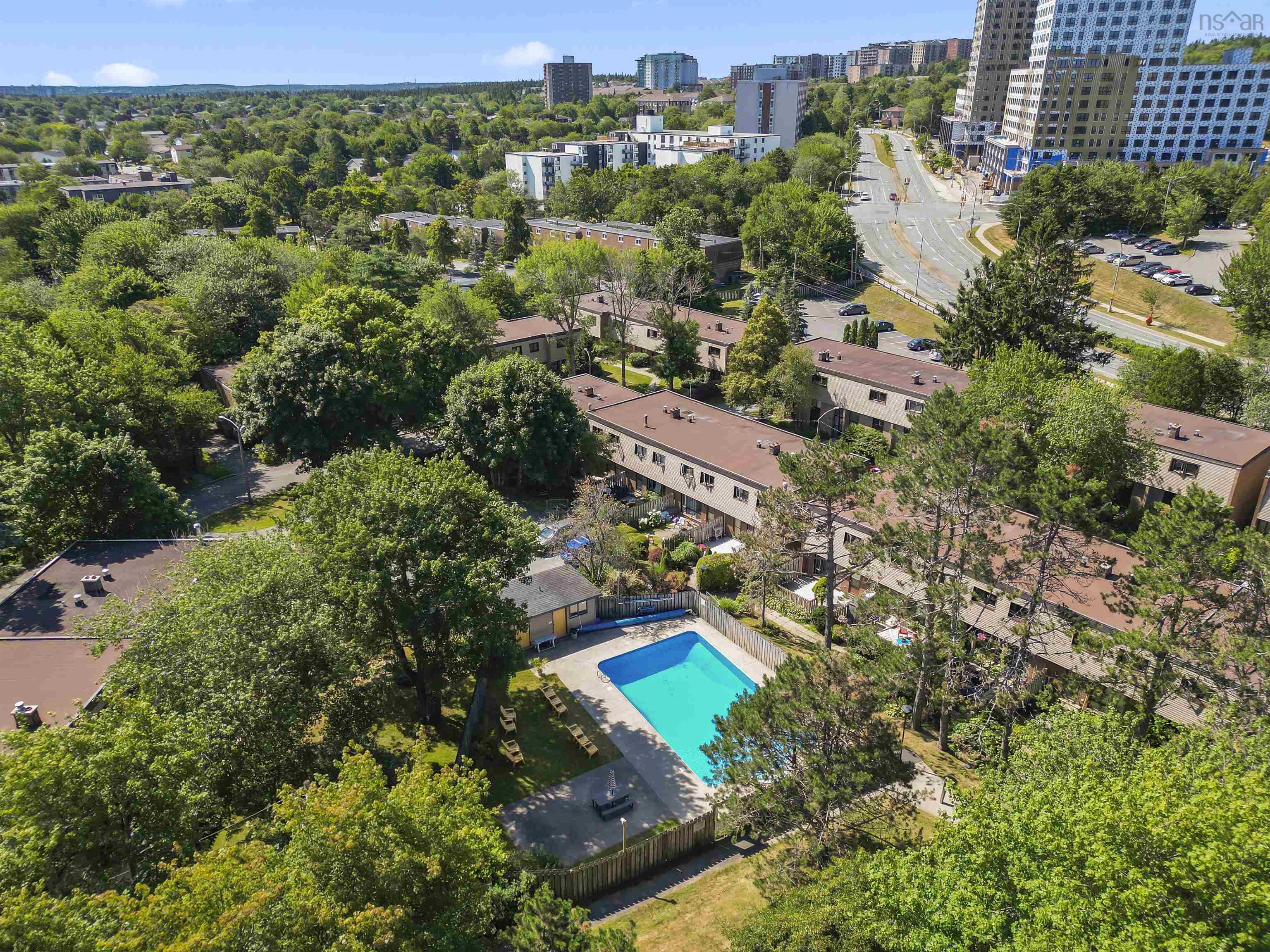 $379,900.00: 31 - G4 84 Forestside Crescent, Halifax