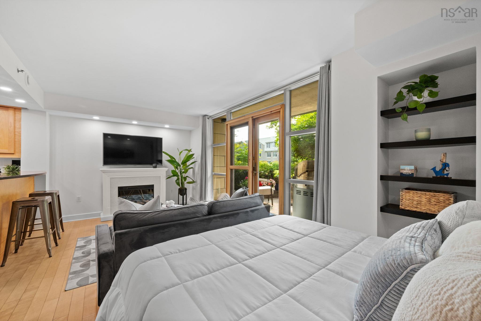 $449,900.00: 200 1479 Lower Water Street, Halifax