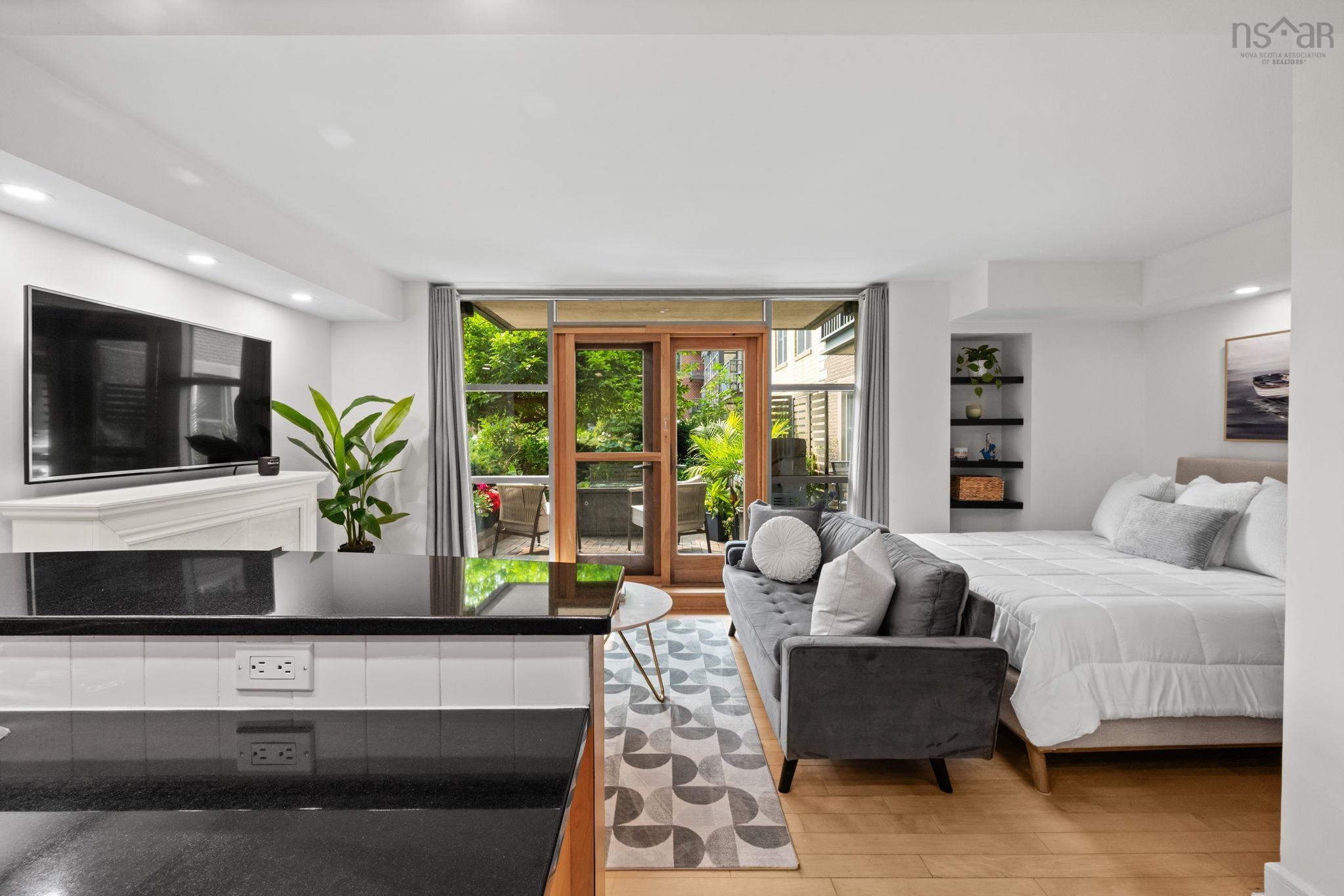 $449,900.00: 200 1479 Lower Water Street, Halifax