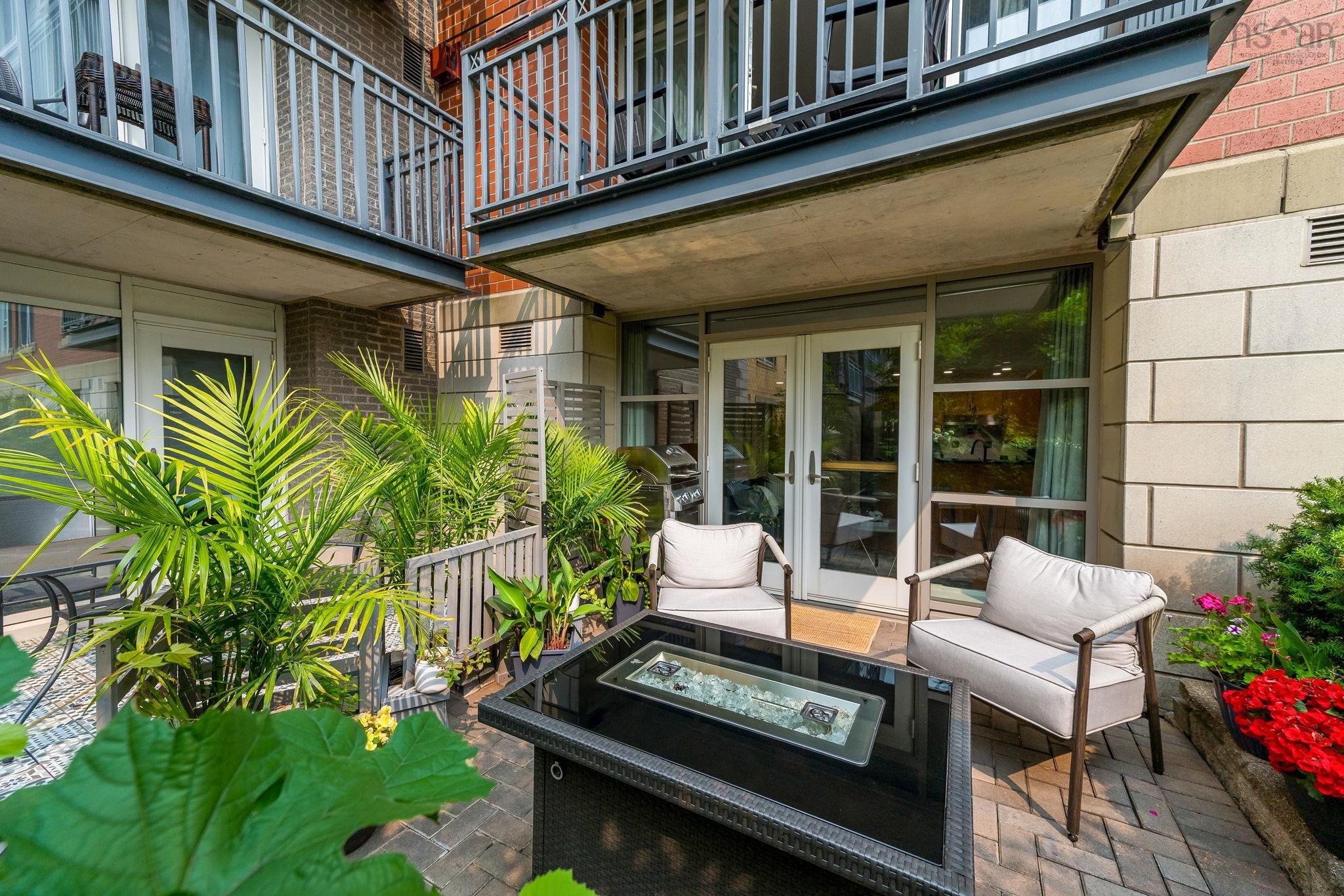 $449,900.00: 200 1479 Lower Water Street, Halifax