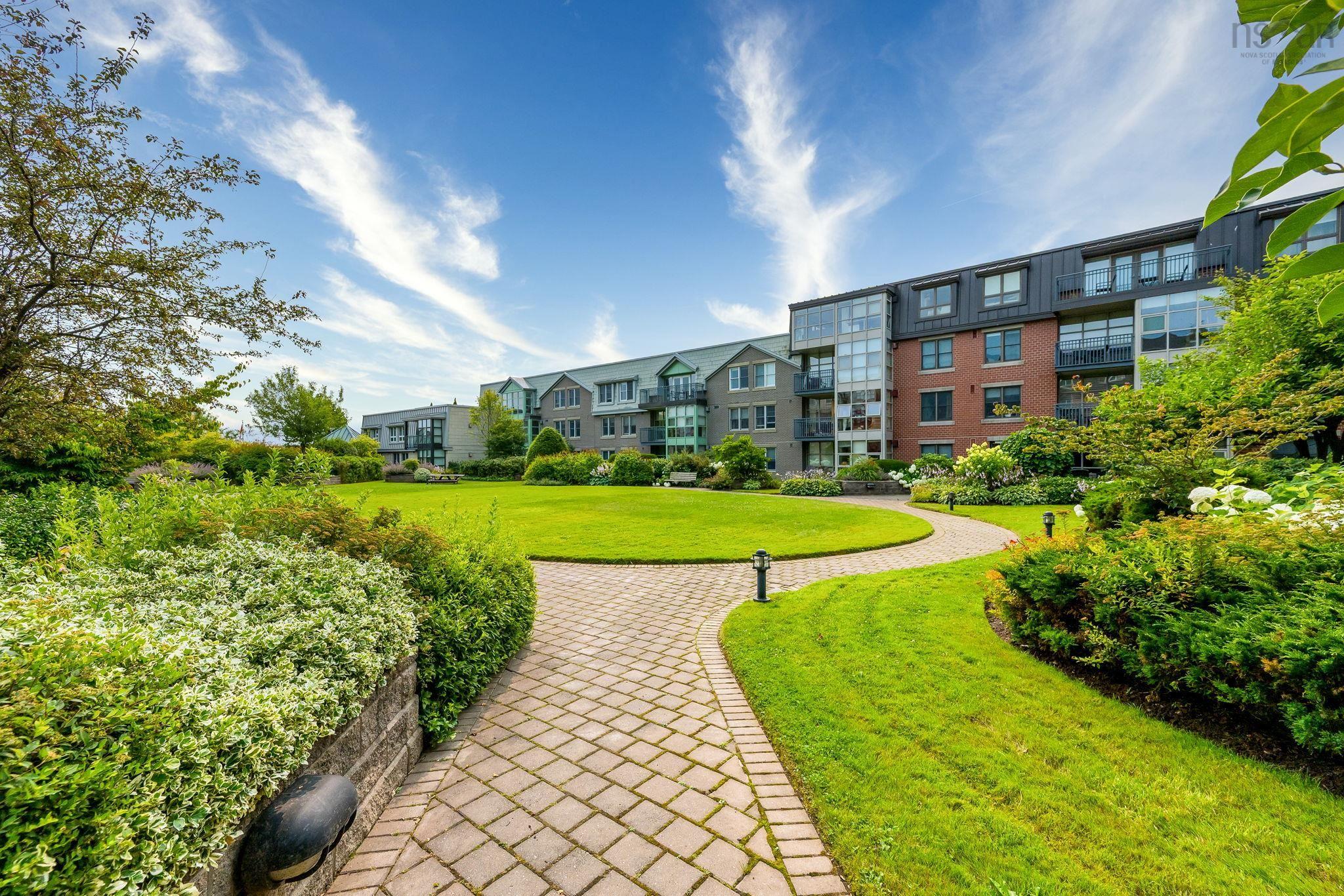 $449,900.00: 200 1479 Lower Water Street, Halifax